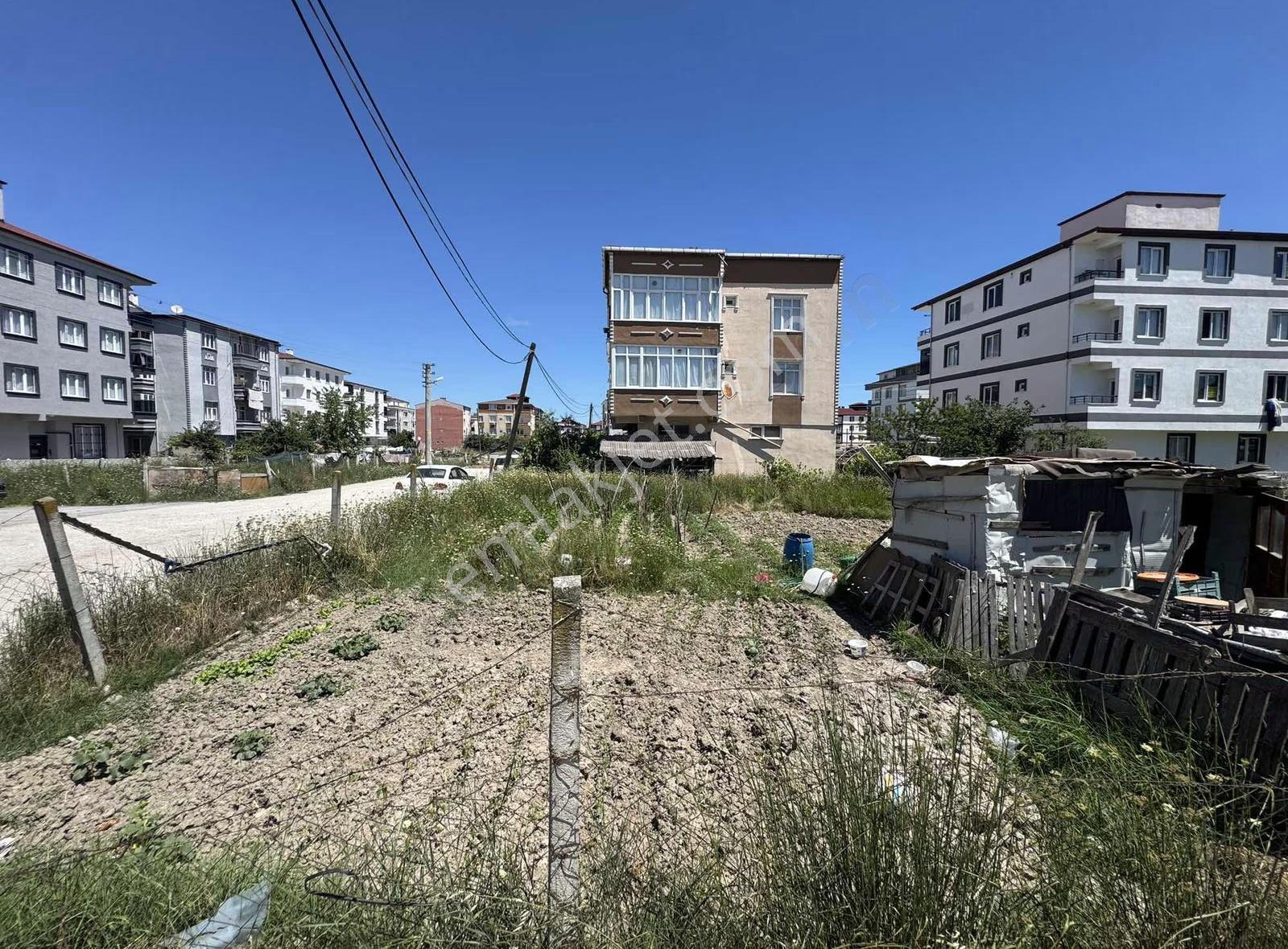 Bahçelievler'de Köşe Başı 279 M2 Arsa - Görsel 20