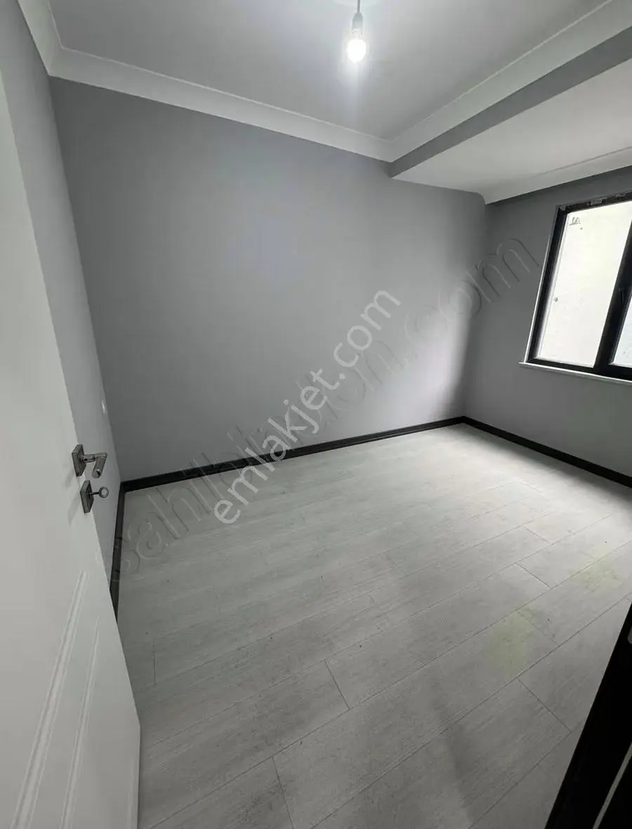 Devlet Hastanesi Bölgesinde Kiralık 2+1 Daire - Görsel 2