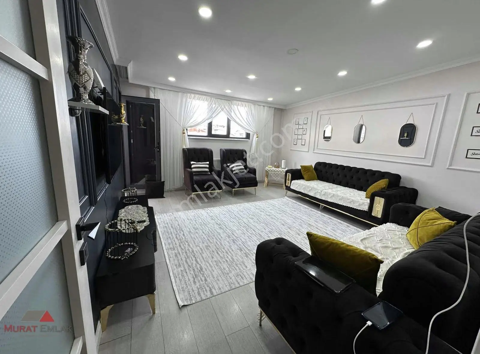 Murat Emlak'tan Eşyalı 2+1 95m2 Geniş Tip Kiralık Teraslı Daire