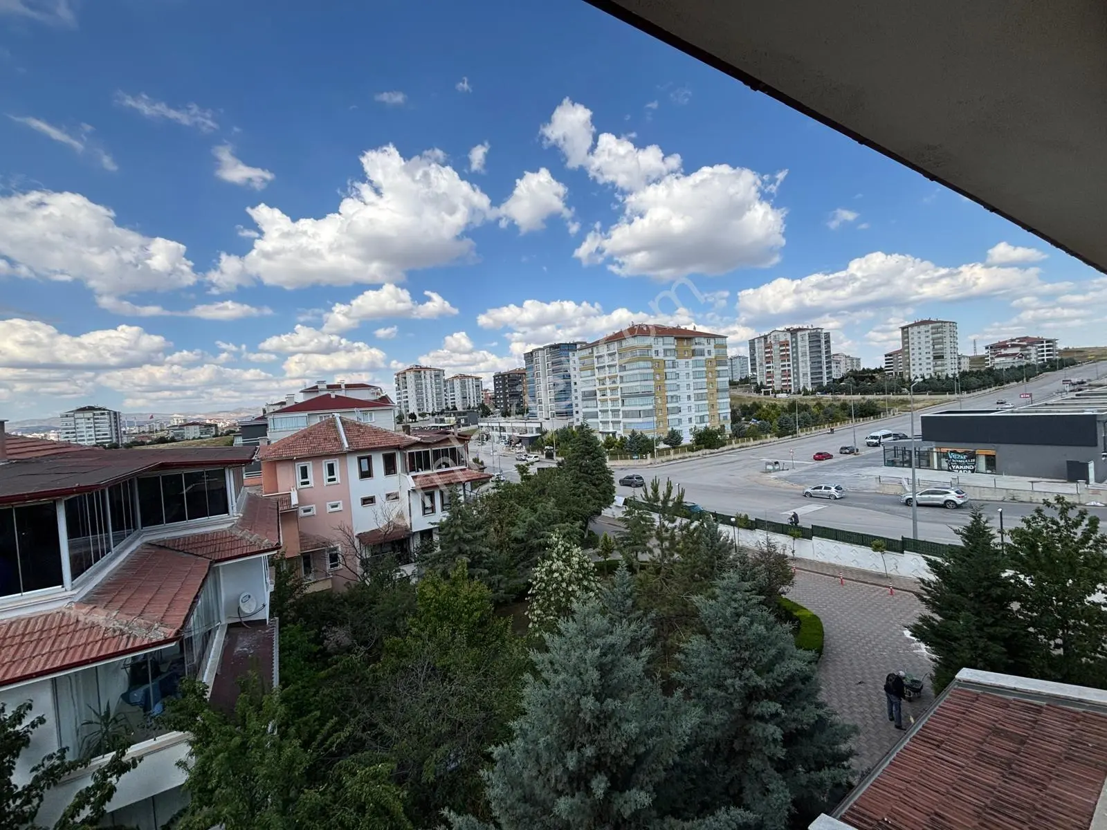 Güvenli Site İçerisinde Özel Bahçeli Prestijli 5+2 Kiralık Villa - Görsel 5