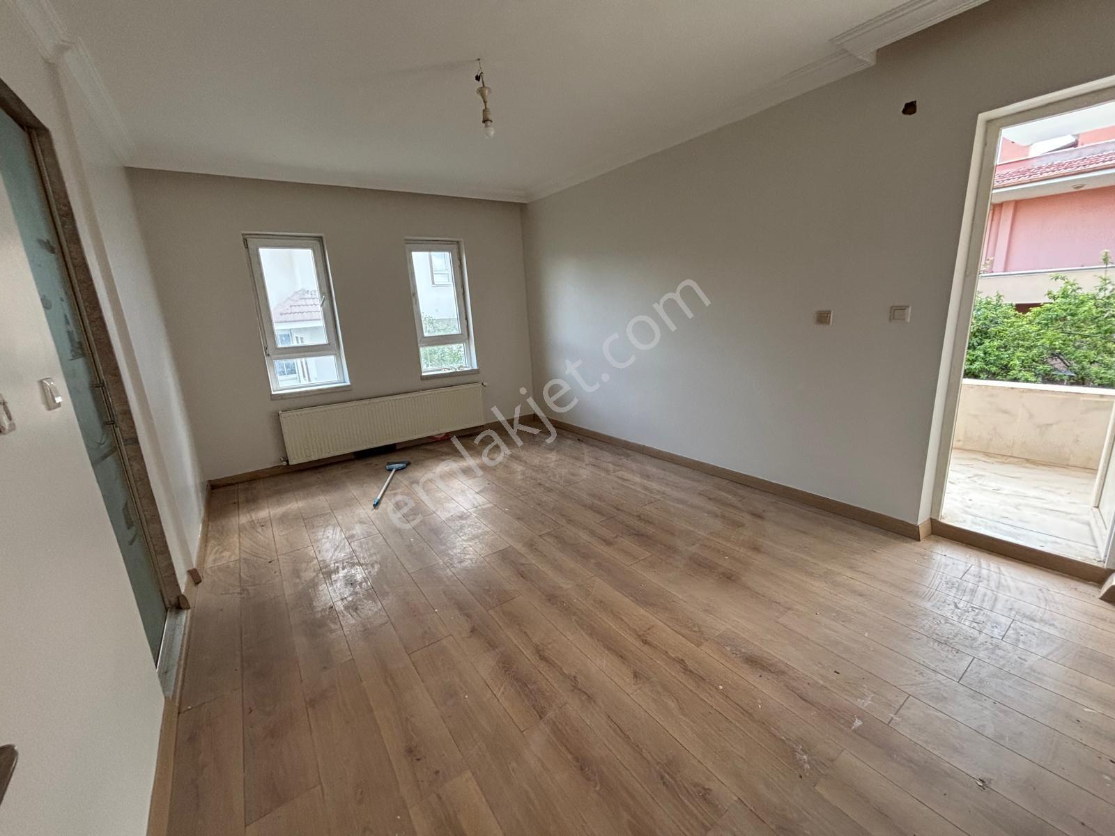 Güvenli Site İçerisinde Özel Bahçeli Prestijli 5+2 Kiralık Villa - Görsel 22