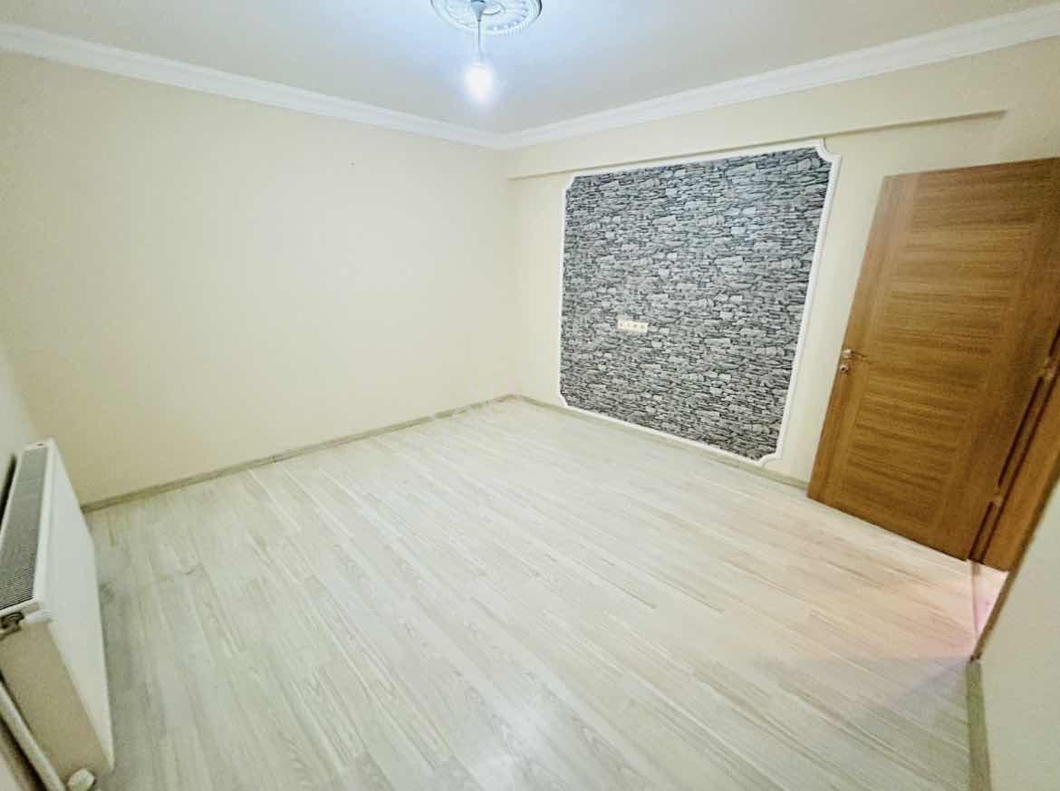 Doğalgazlı Masrafsız Geniş Kullanımlı 3+1 Satılık Daire - Görsel 2