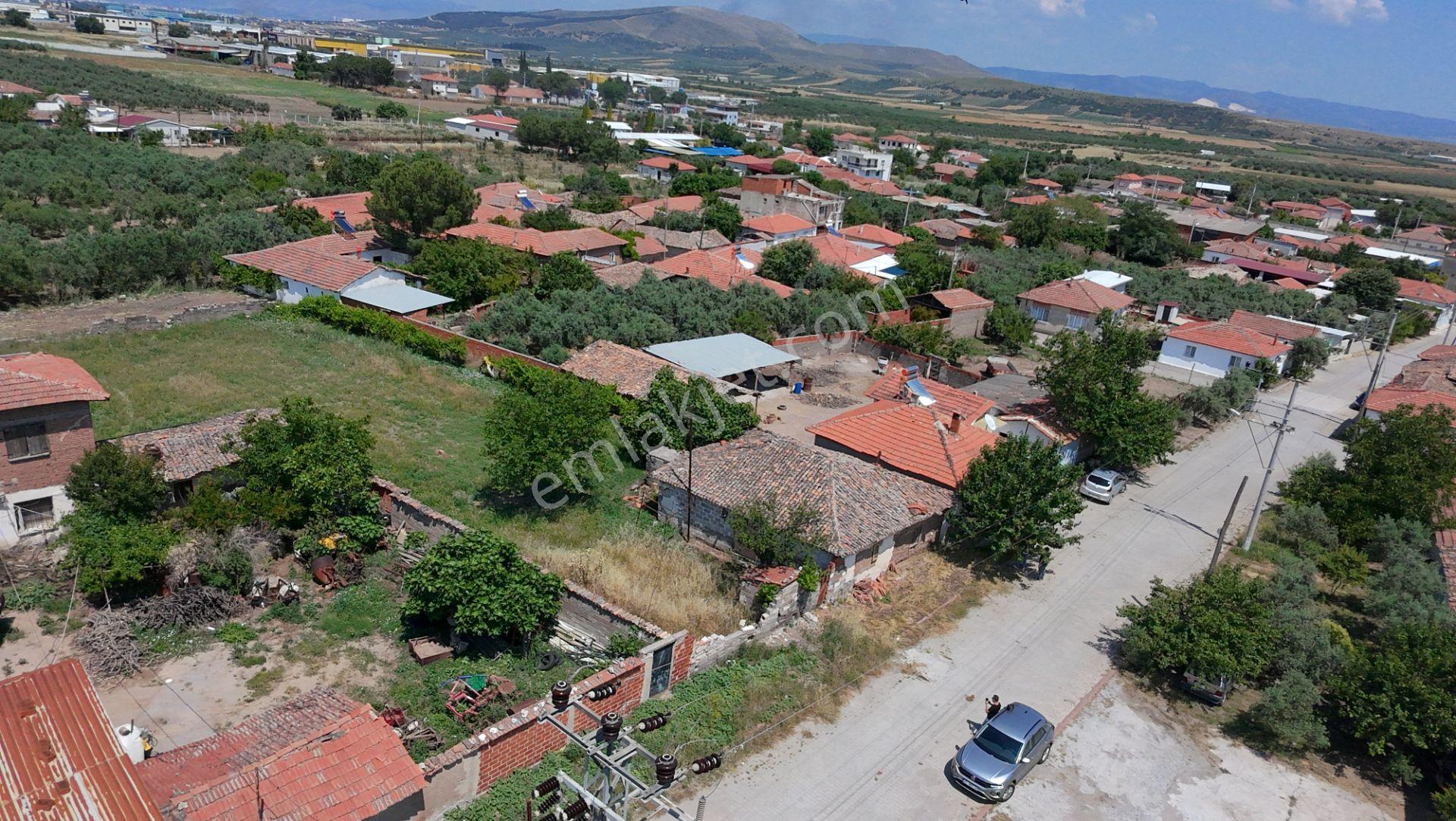 Akhisar Kapaklı Mahallesi'nde 543 M2 İçinde Eski Yapı Olan Arsa - Görsel 18