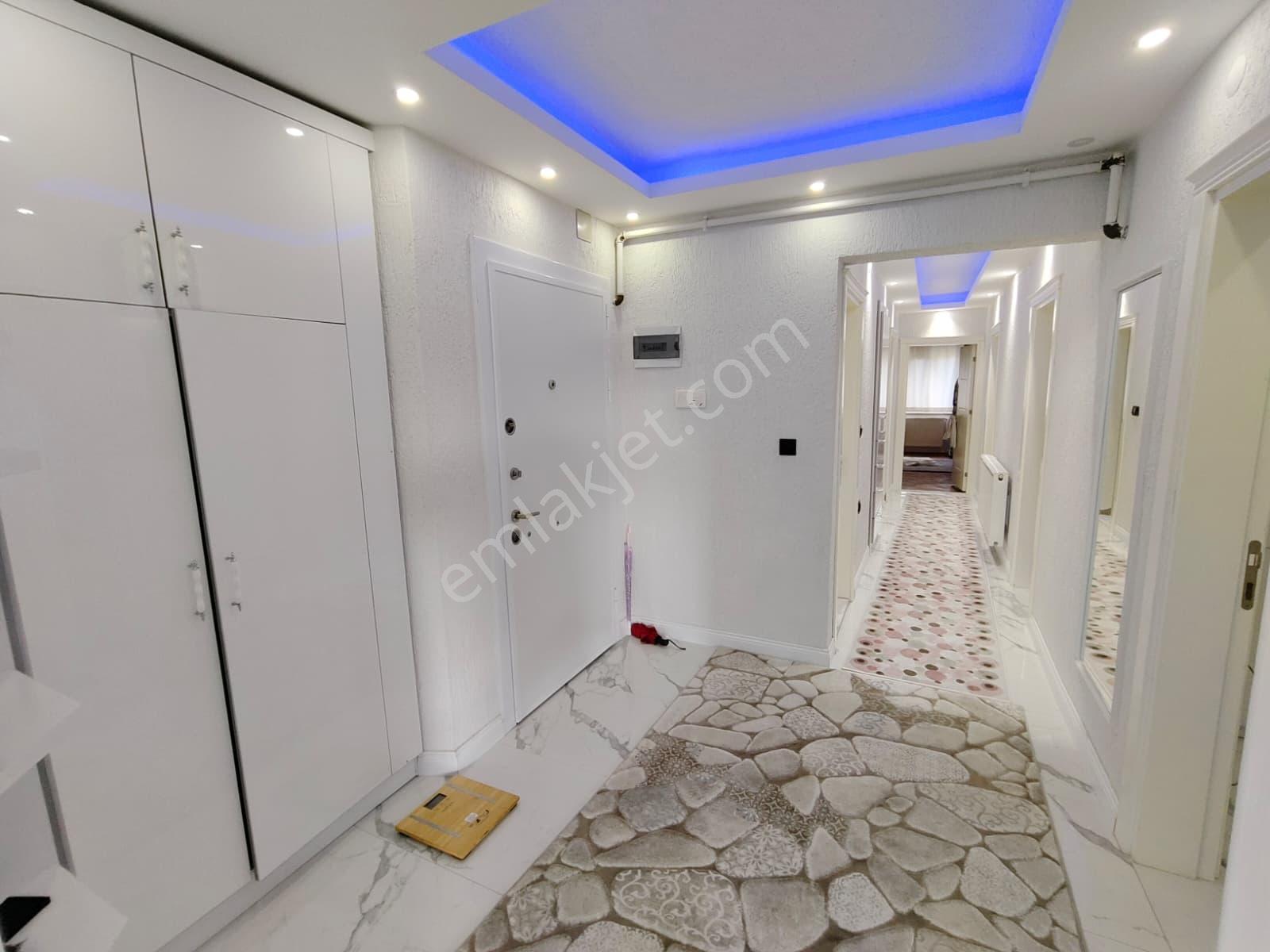 Güzelyalı Eğitim Mah Satılık 3+1 Deniz Manzaralı Arakat Daire - Görsel 5