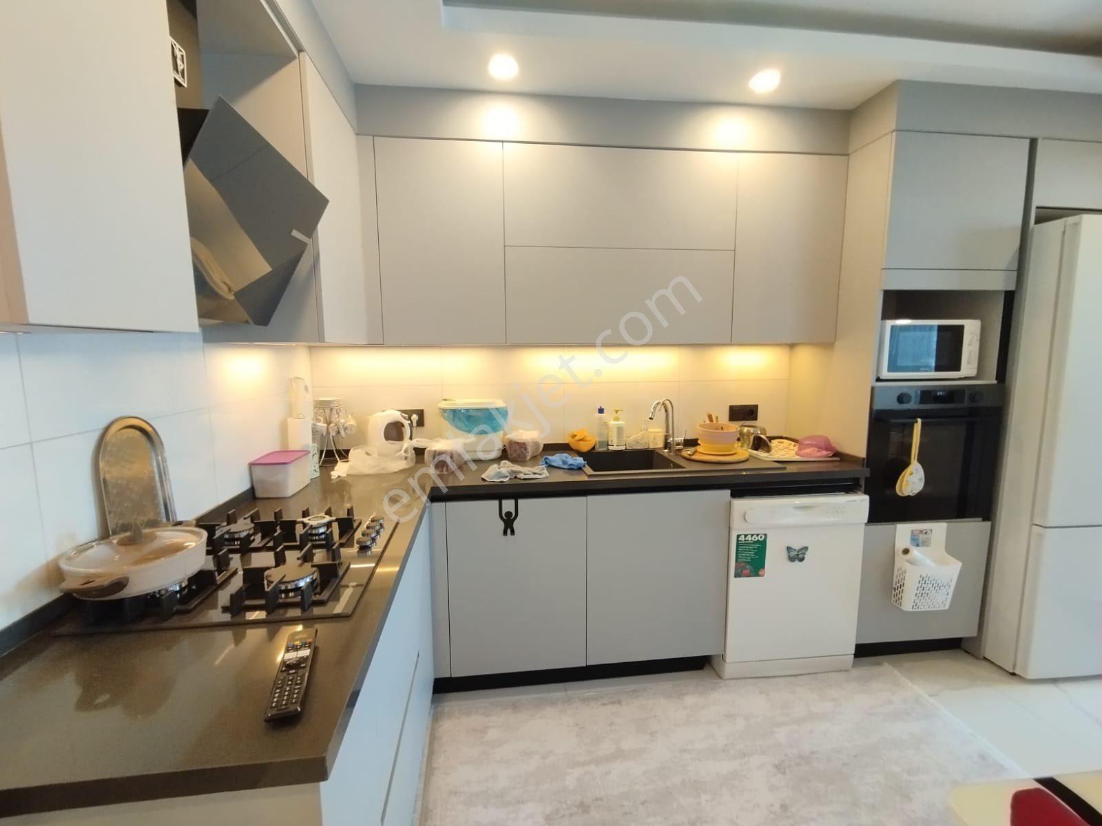 Havuzlu Sitede Çift Cepheli 2+1 Doğalgaz Isıtmalı Daire - Görsel 15