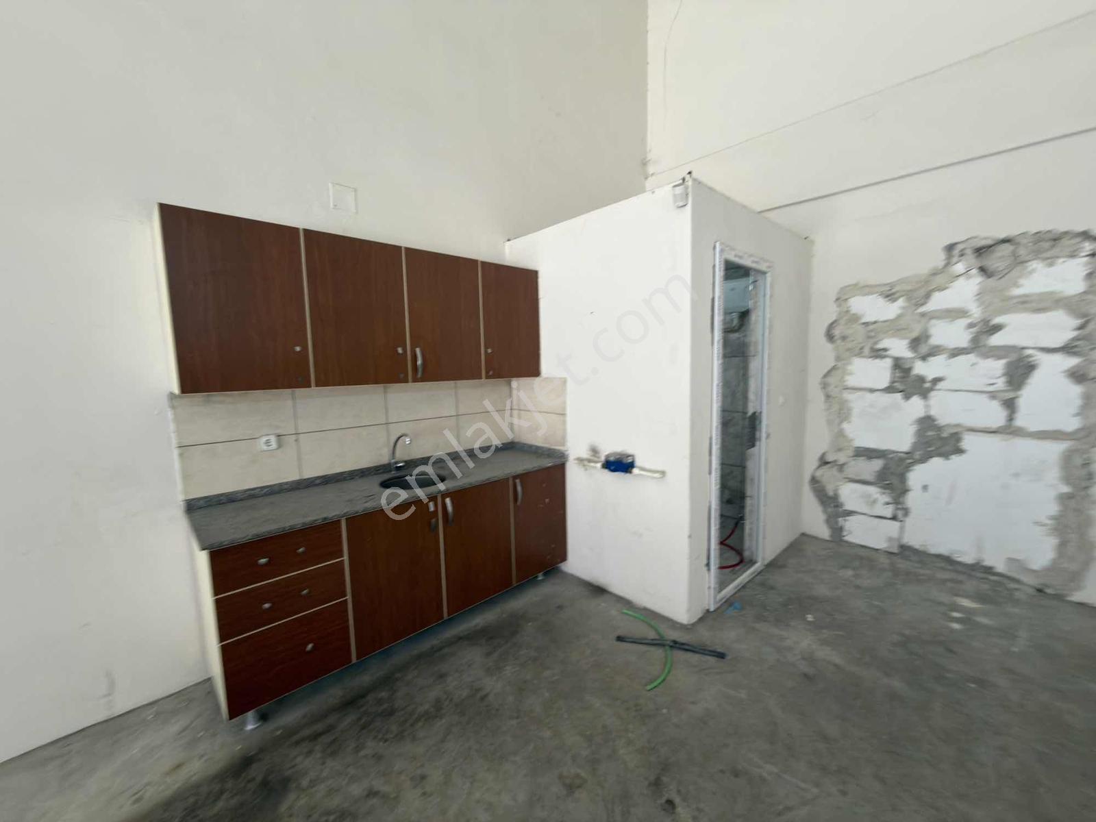 Karşıyaka Yetsan İşmerkezinde 100 M2 Kiralık - Görsel 2