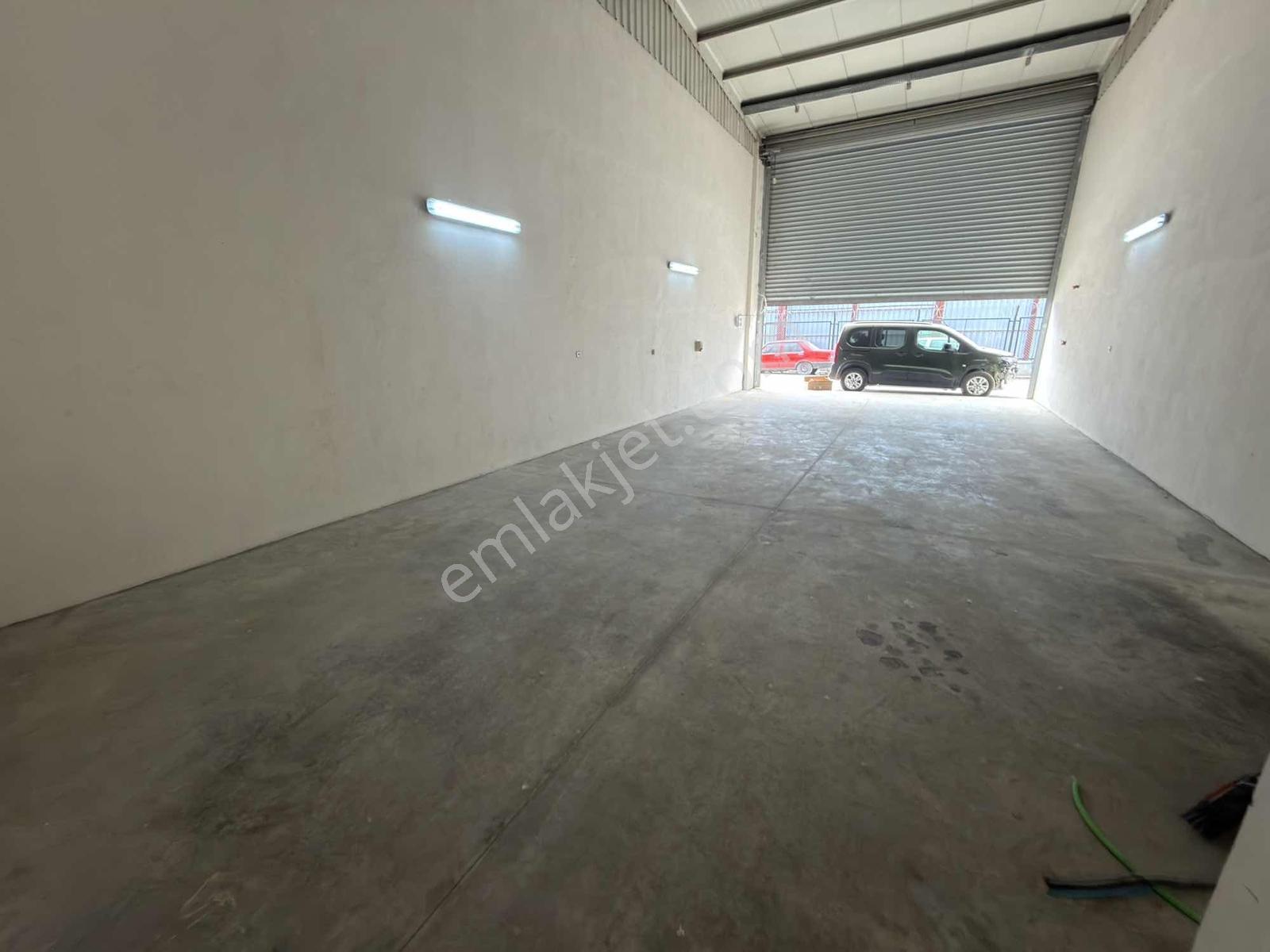Karşıyaka Yetsan İşmerkezinde 100 M2 Kiralık - Görsel 9