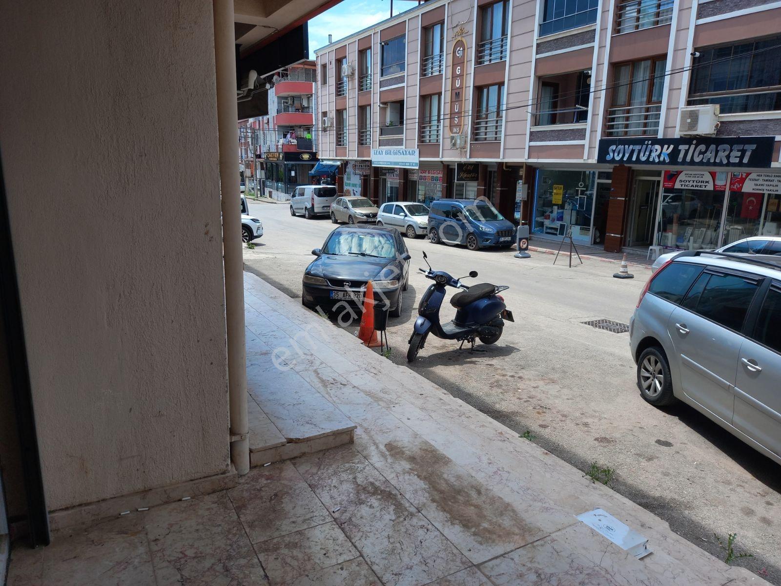Turpa Lotustan Torbalı Ayrancılar Çarşı İçinde Satılık Dükkan - Görsel 3