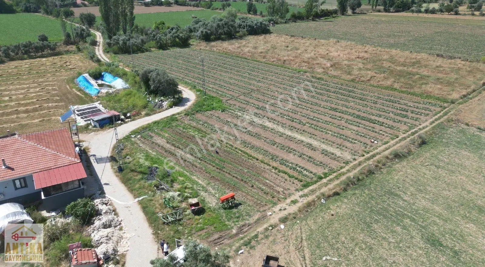 Antika Gayrimenkulden Kiraz Merkeze 6 Km Yakınında Satılık Tarla - Görsel 25