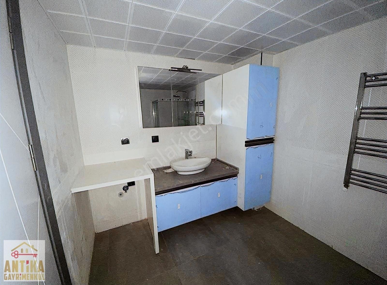 Antika Gayrimenkulden Hastaneye Cepheli Kiralık 3+1 Geniş Daire - Görsel 11