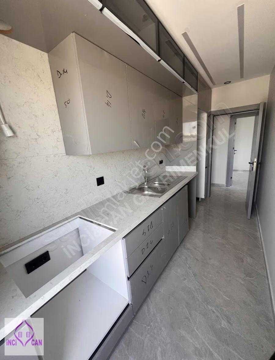 Avcılar Merkez'de Kiralık 2+1 Ofis - Metrobüse Yakın, 75m² - Görsel 2