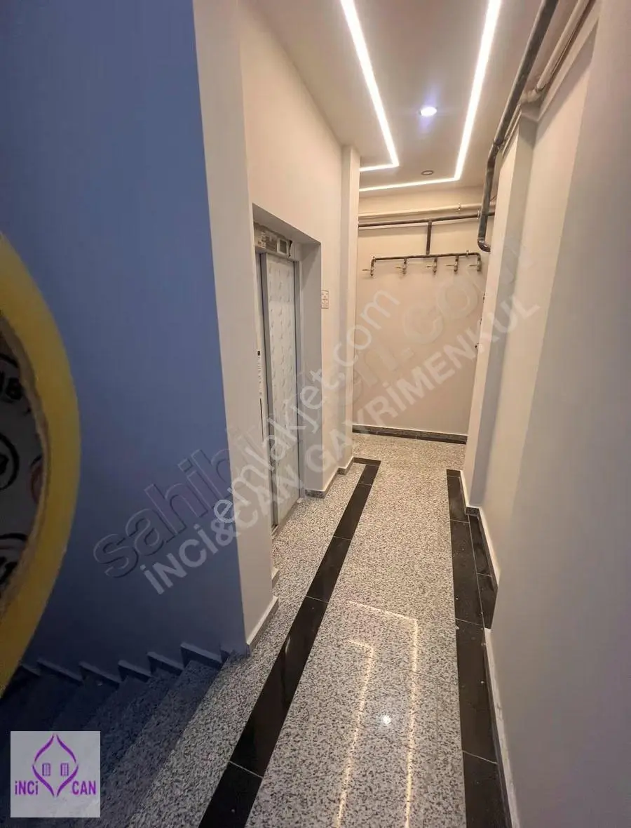 Avcılar Merkez'de Kiralık 2+1 Ofis - Metrobüse Yakın, 75m² - Görsel 4