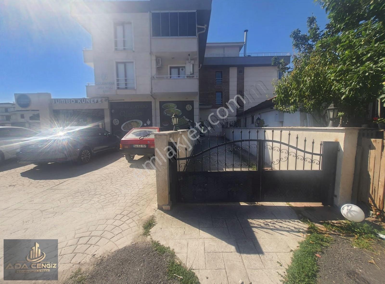 Serdivan Yazlık Ta Cok Merkezi Konumu Olan 2+1 Daire - Görsel 10