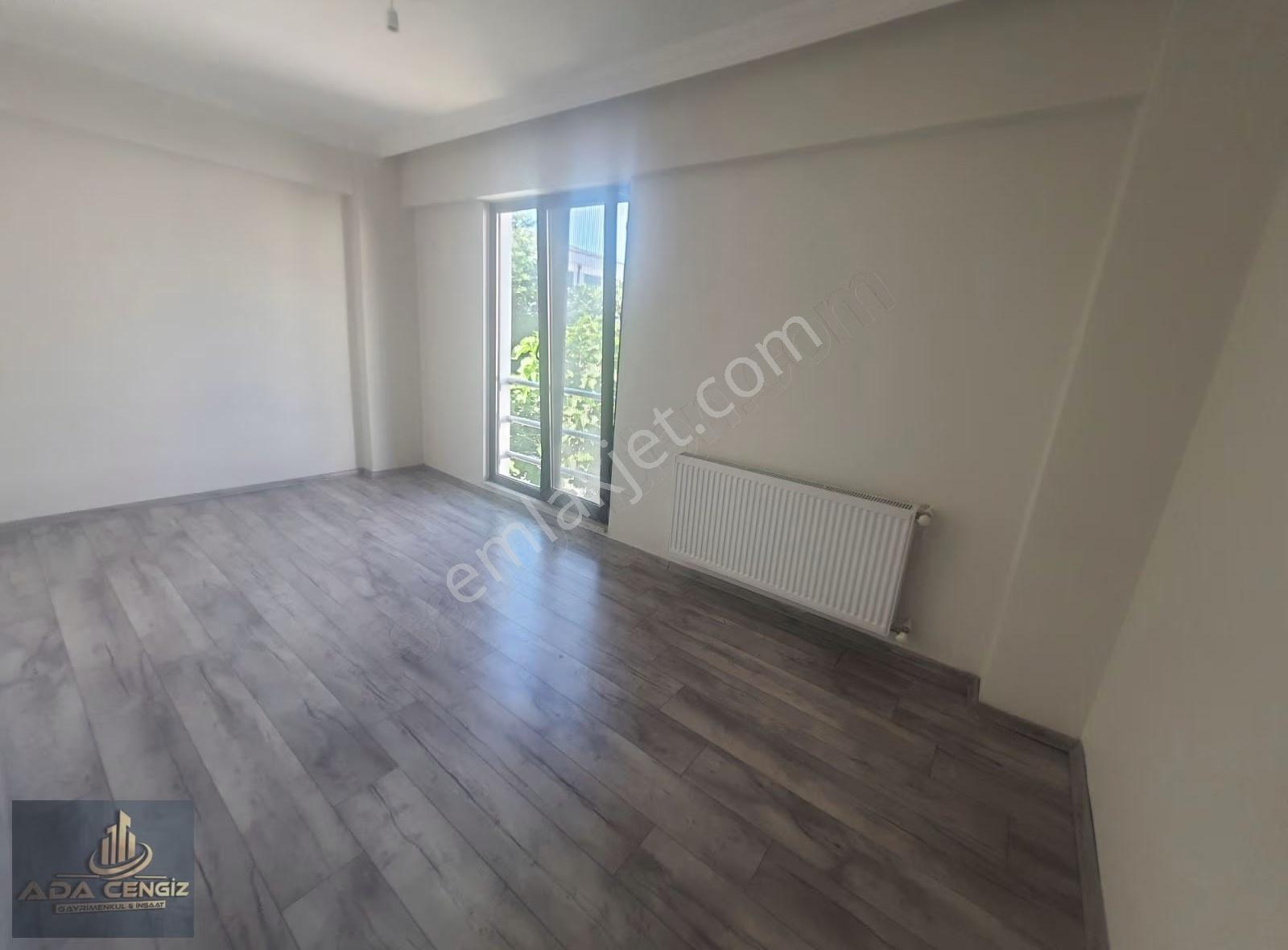 Serdivan Yazlık Ta Cok Merkezi Konumu Olan 2+1 Daire - Görsel 21