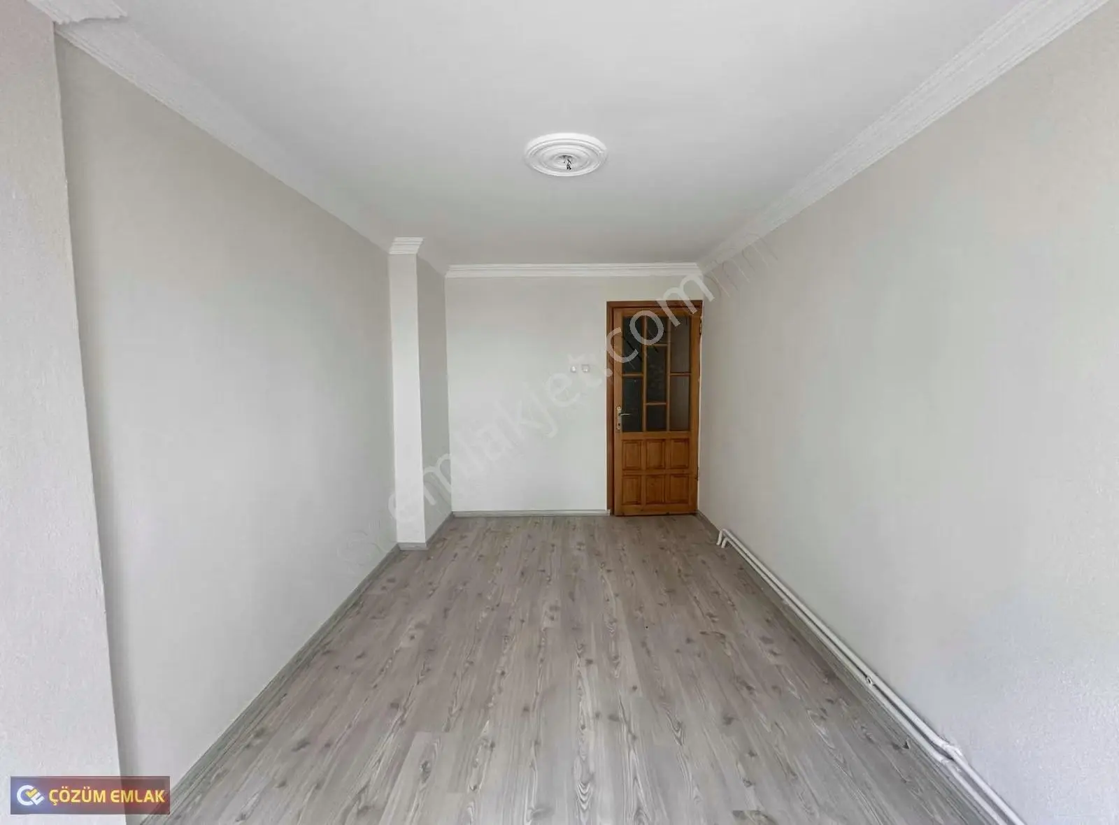 Çözüm Emlak'tan Peker Mahallesi'nde 3+1 Ara Kat Kiralık Daire - Görsel 26
