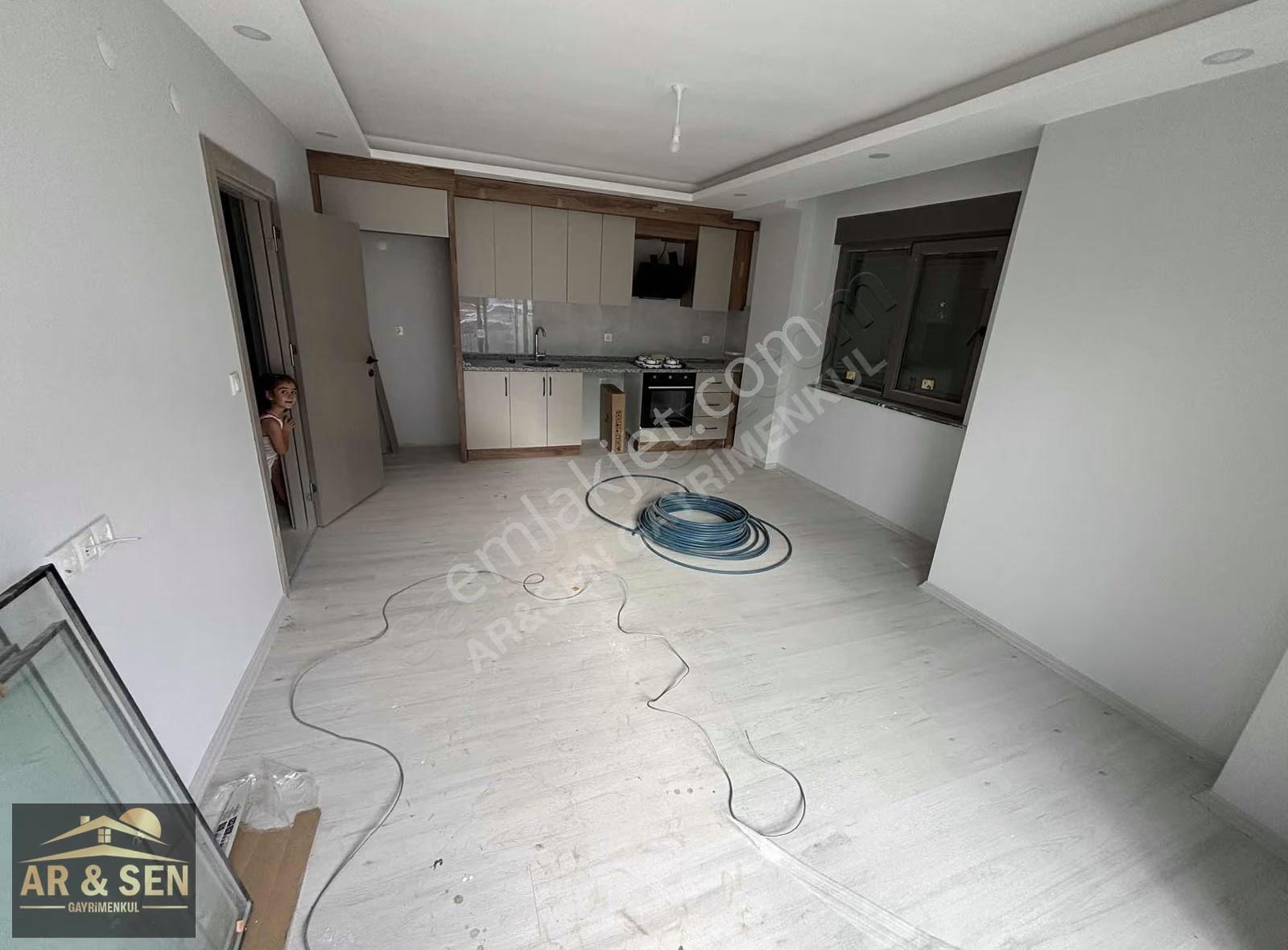 Kepez Kuzeyyaka Mah Tranvay Dibi 55 M2 Kiralık 1+1 Giriş Daire