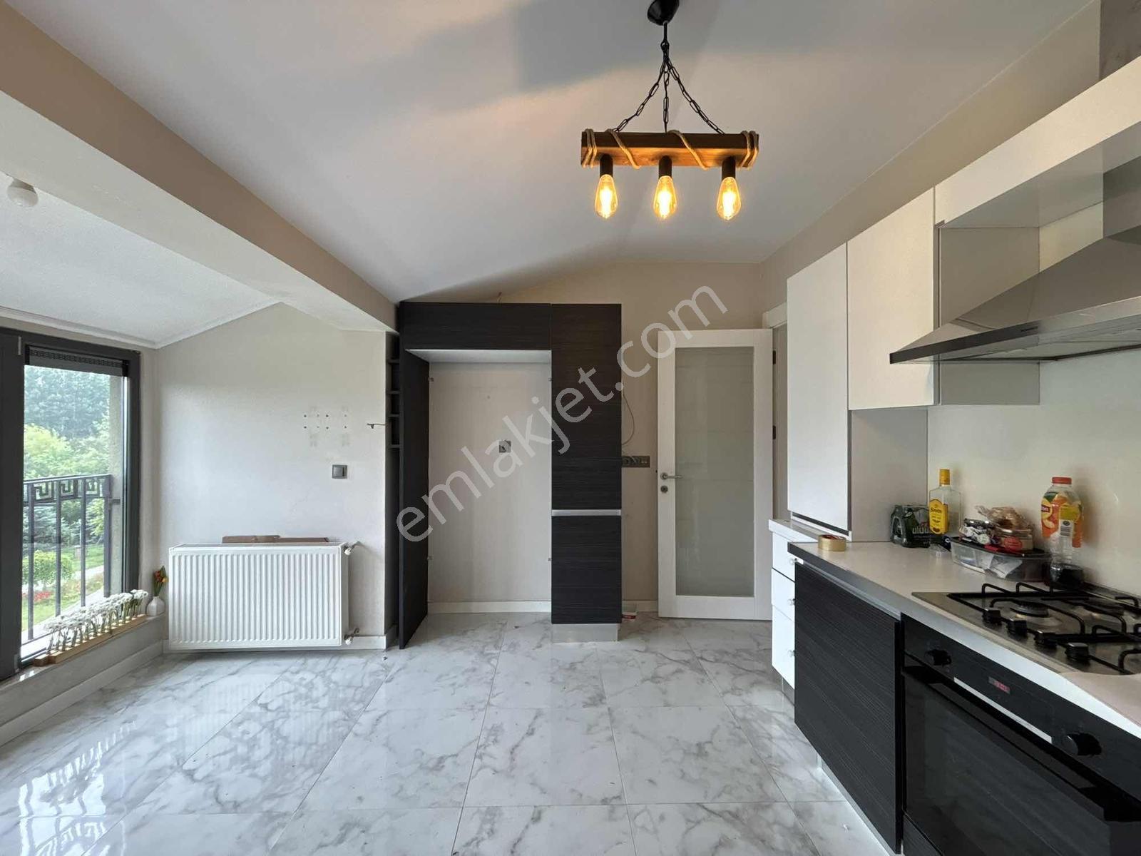 Şehrin En Prestijli Noktası Hisarpark Da Manzaralı Site İçi 4+1 - Görsel 29