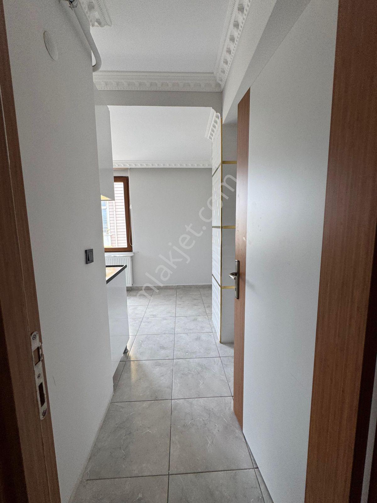 Bademlik Mahallesinde Kiralık 2+1 Eşyasız Park Cepheli Daire - Görsel 10