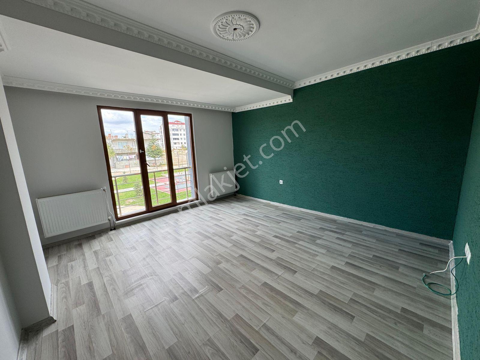 Bademlik Mahallesinde Kiralık 2+1 Eşyasız Park Cepheli Daire - Görsel 6