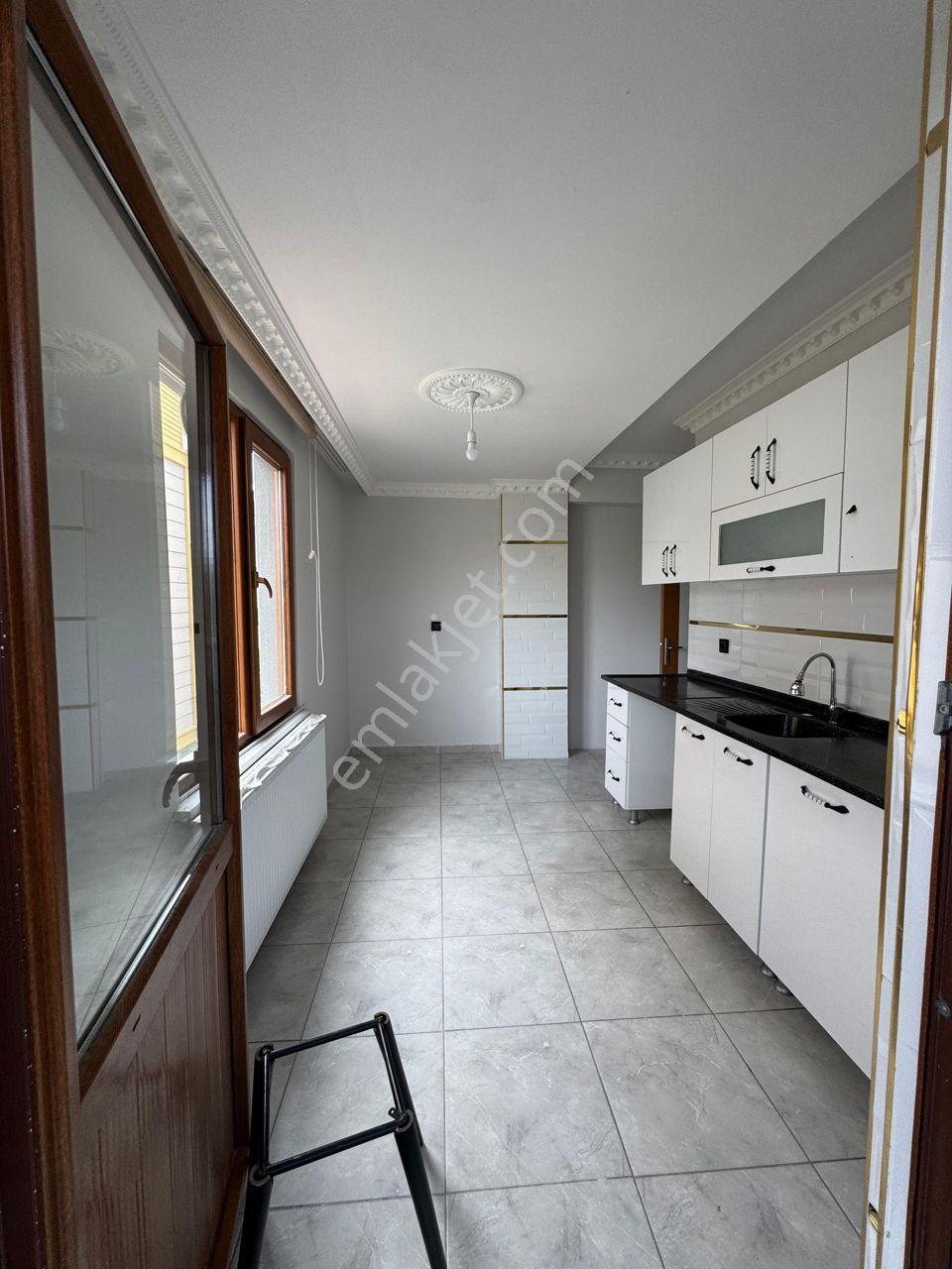 Bademlik Mahallesinde Kiralık 2+1 Eşyasız Park Cepheli Daire - Görsel 28