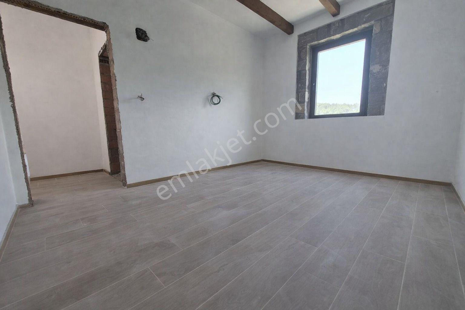Goldhouse Gayrimenkul Den Satılık Nif Te Özel Tasarım Taş Villa - Görsel 24