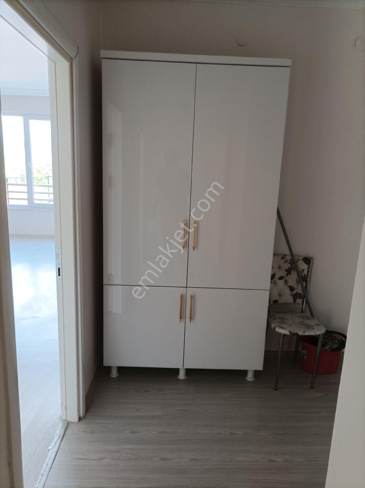 Yardımcı Emlaktan Sgk Üzerinde Geniş M2'li Manzaralı Kiralık 2+1 Daire - Görsel 17