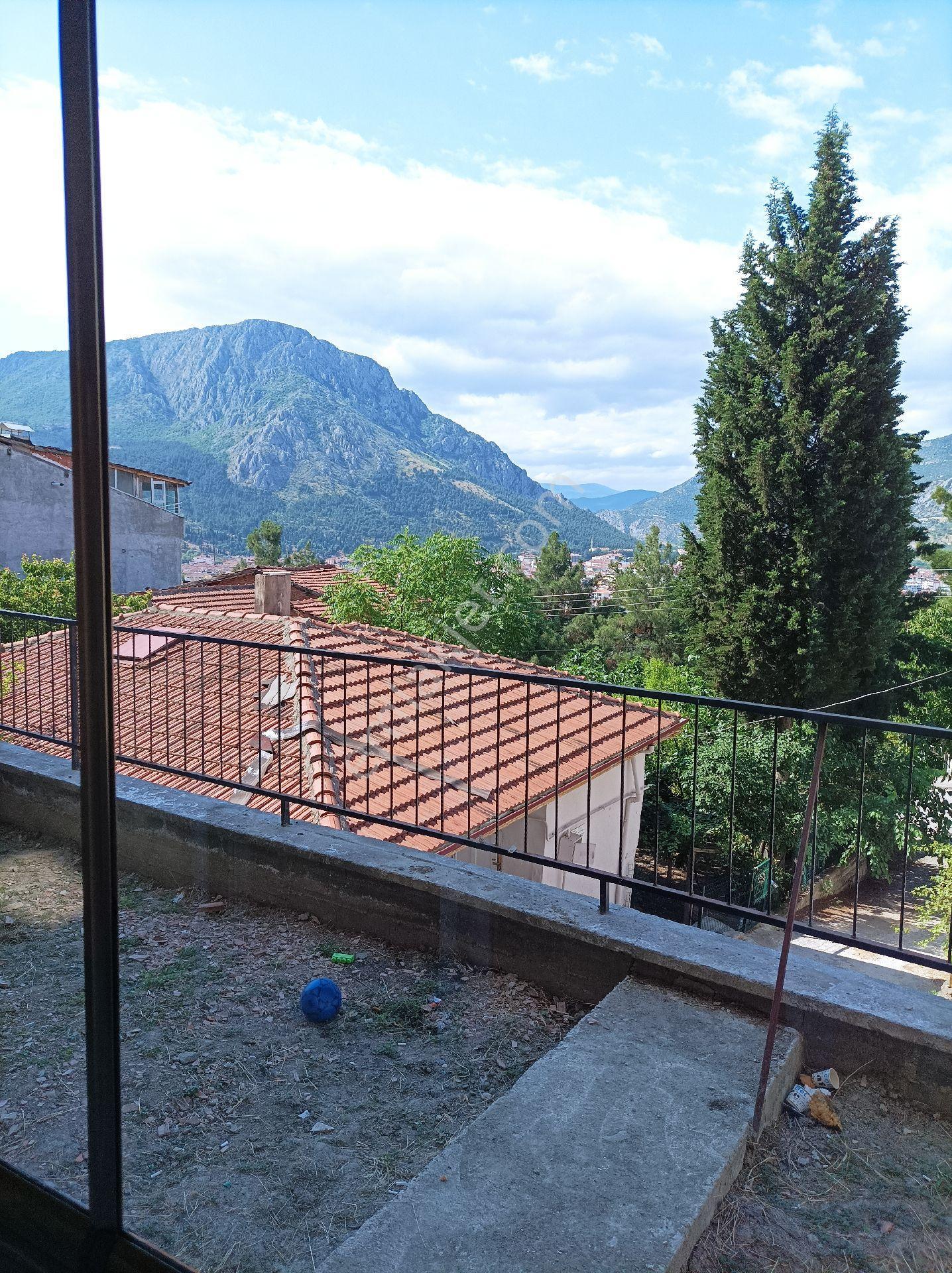 Yardımcı Emlaktan Sgk Üzerinde Geniş M2'li Manzaralı Kiralık 2+1 Daire - Görsel 3