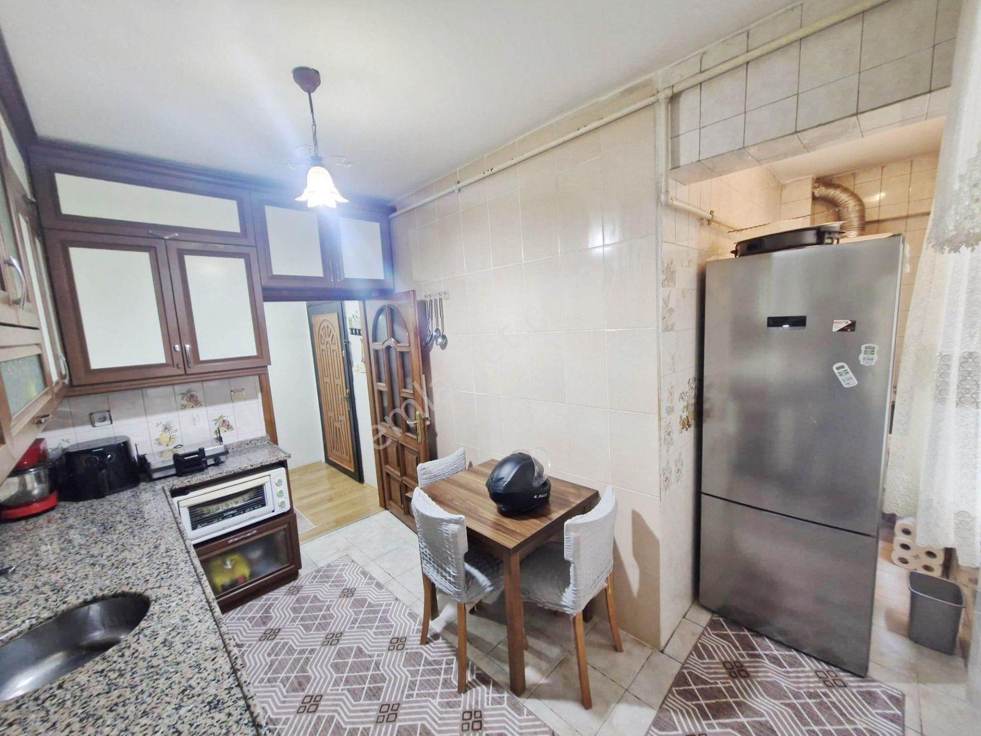 Fatih Emlak Tan Fevziçakmak Ta 1 Kat 3+1 Kiralık Daire - Görsel 3