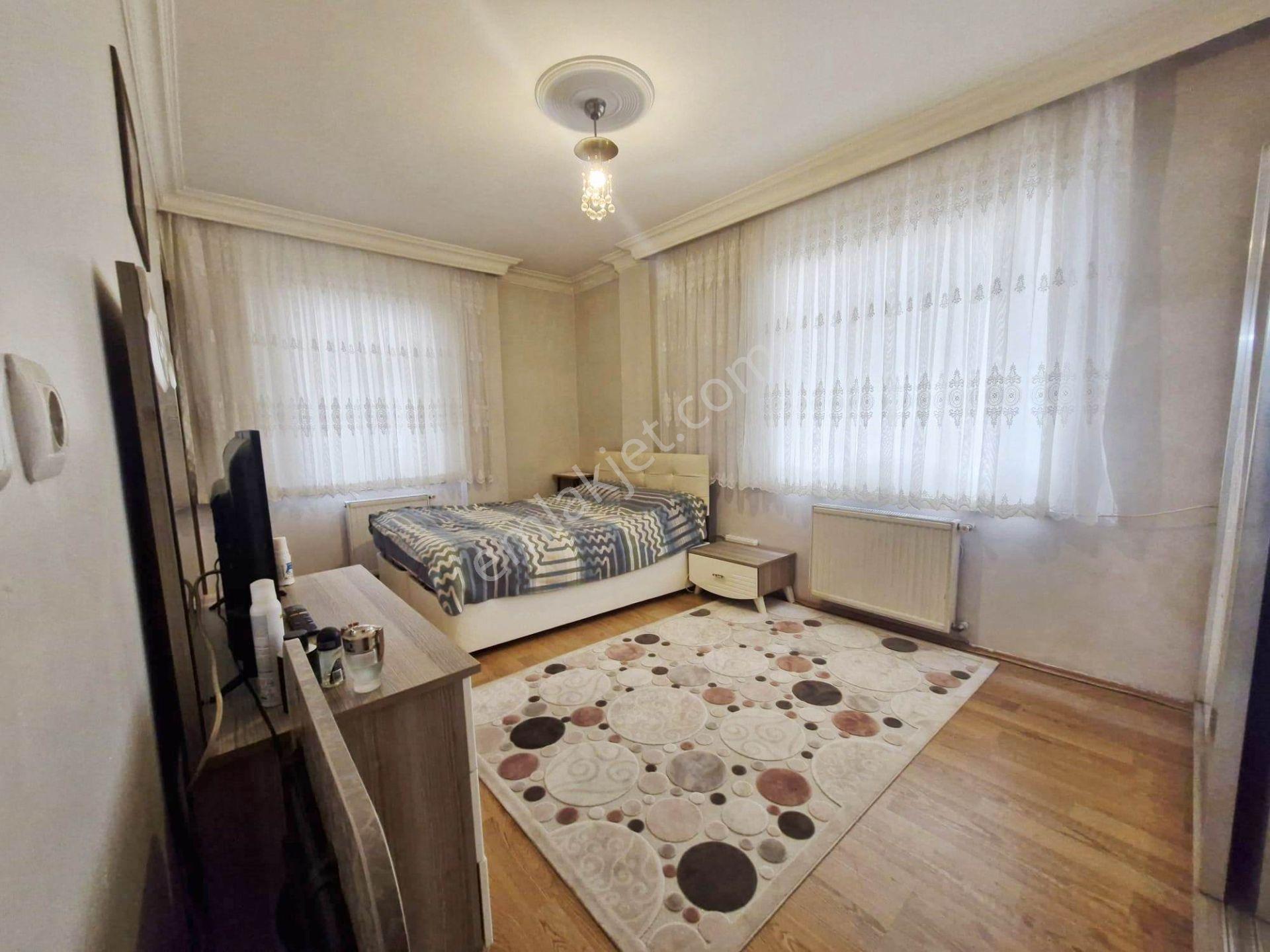 Fatih Emlak Tan Fevziçakmak Ta 1 Kat 3+1 Kiralık Daire - Görsel 9