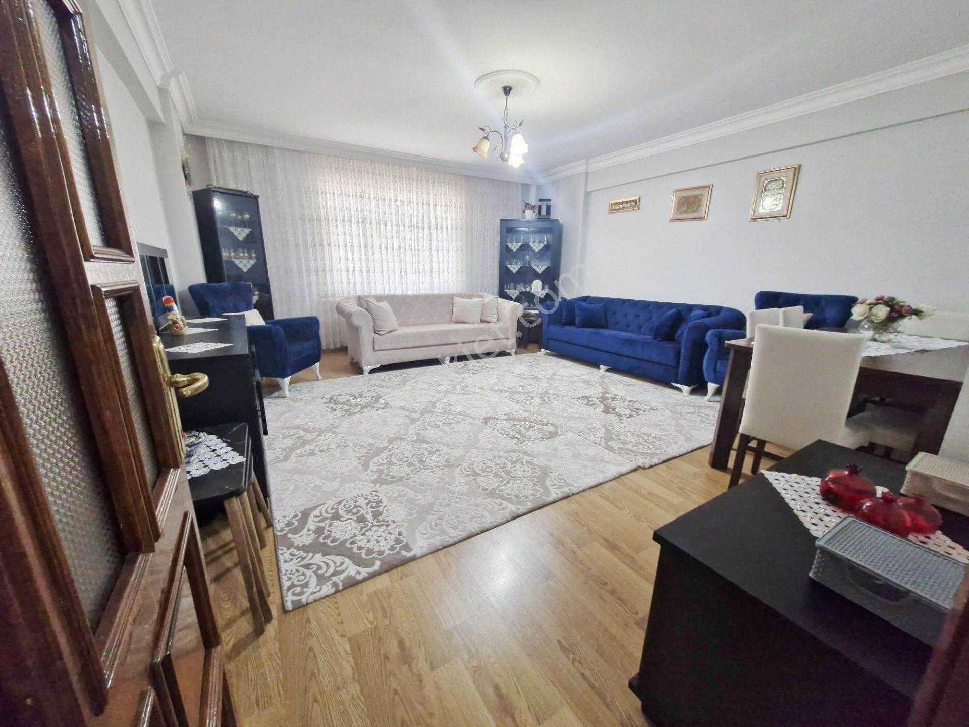 Fatih Emlak Tan Fevziçakmak Ta 1 Kat 3+1 Kiralık Daire - Görsel 4
