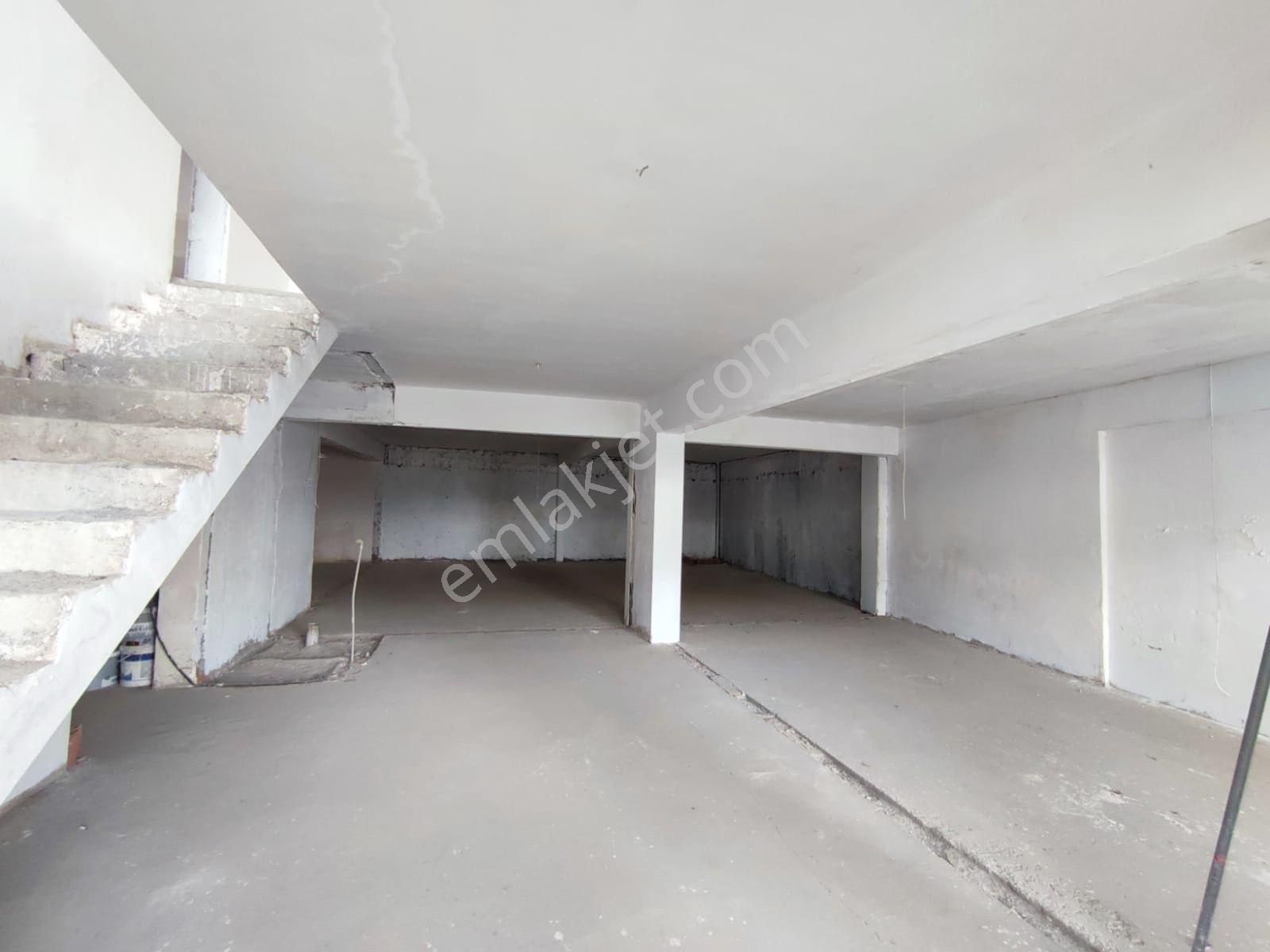 Nilüfer Beşevler Yıldırım Caddesi Kiralık Dükkan - 390m² - Görsel 20