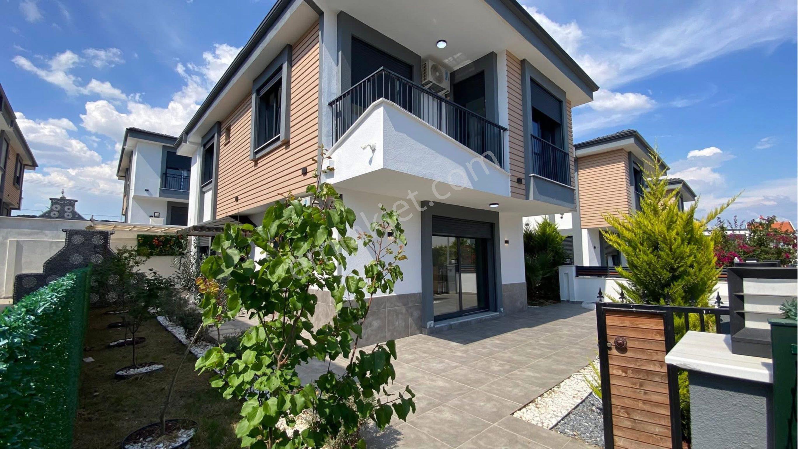 Didim Efeler’de Tam Müstakil Özel Havuz Otoparklı Villa - Görsel 34