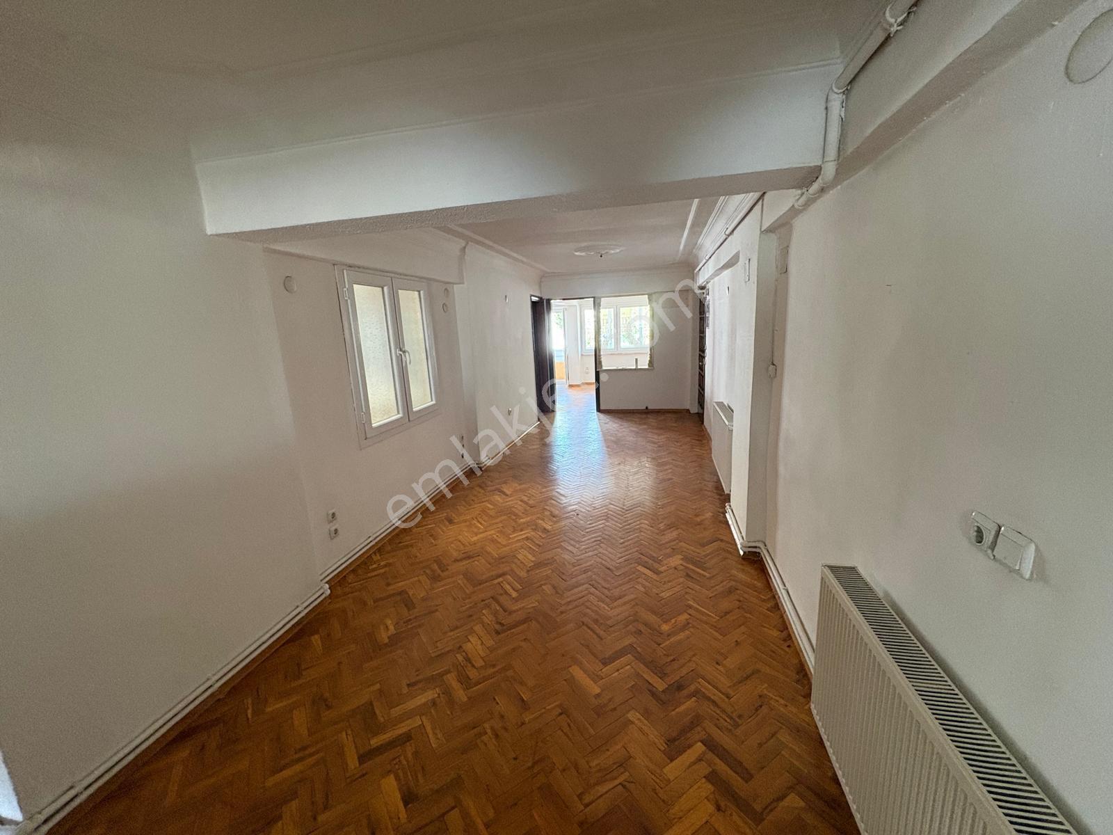 Miray Emlaktan Cumhuriyet Mahallesinde Doğalgazlı Kiralık 3+1 Daire - Görsel 14