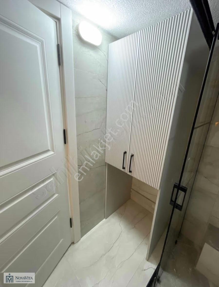 Balçova Demirci Efe Sokak Satılık 3+1 Tadilatlı Daire - Görsel 2