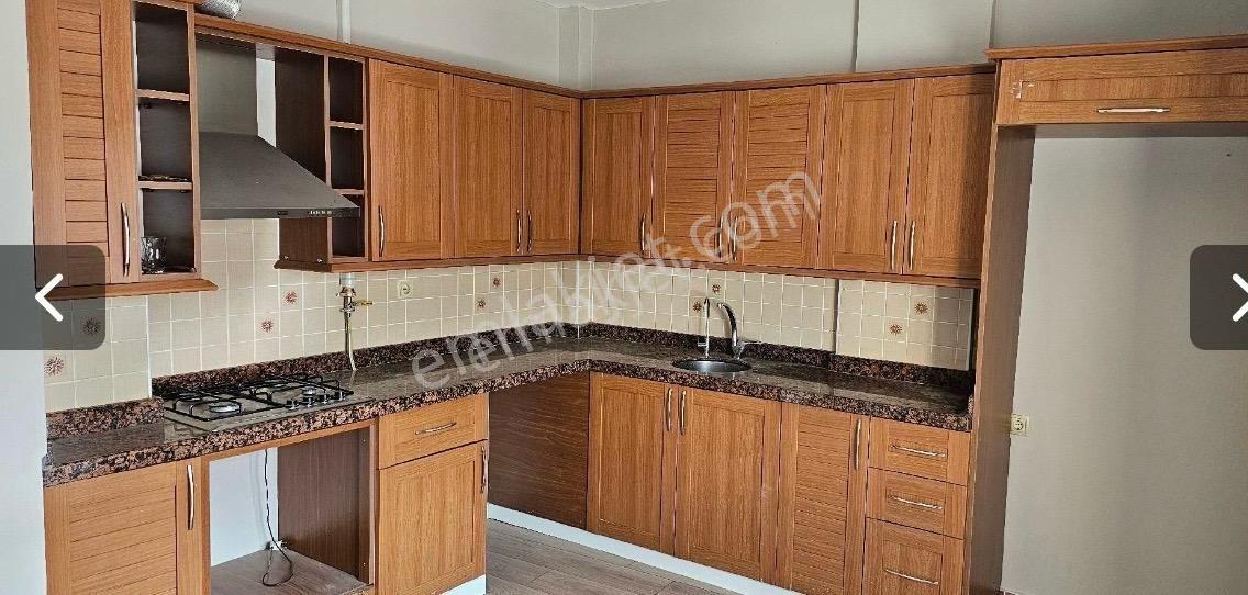 Trabzon Akçaabat Yaylacık Mahallesi Meltem Sokakta Kiralık Daire Dairemiz 160 M2 5. Katta Bulunma - Görsel 11