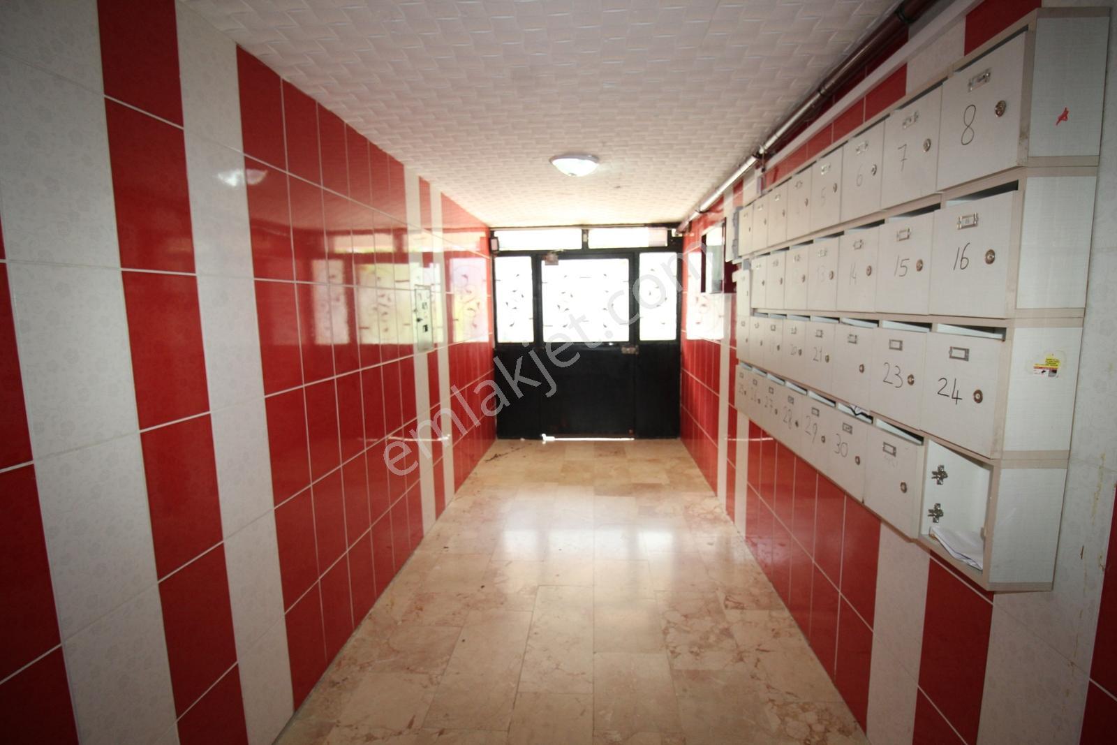 Krc'den Şahintepe Mahallesinde Ters Dubleks 3+1 Satılık Daire - Görsel 14