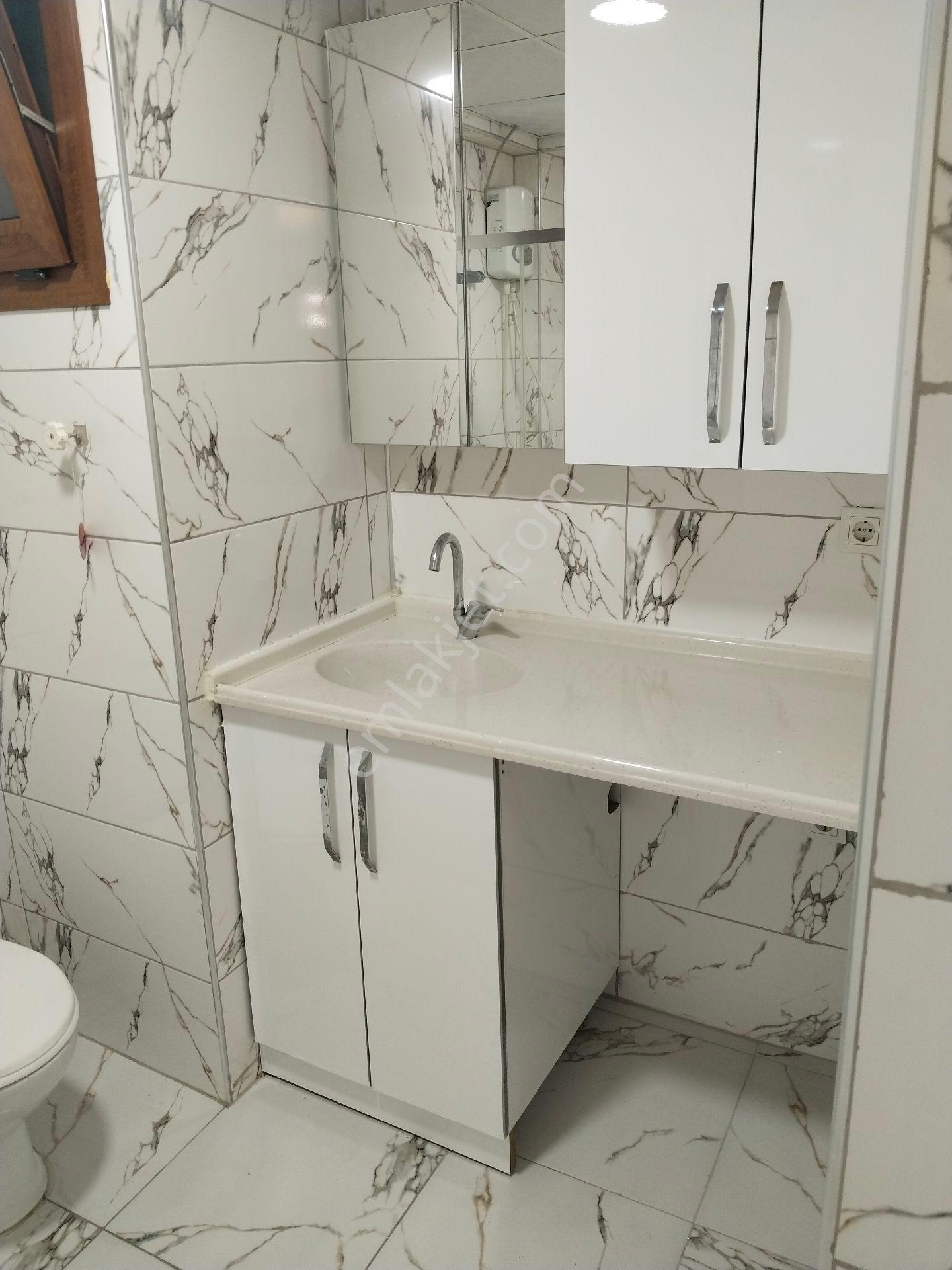 Adatepe Mah. Kiralık 1+1 Geniş Ferah Daire. - Görsel 13