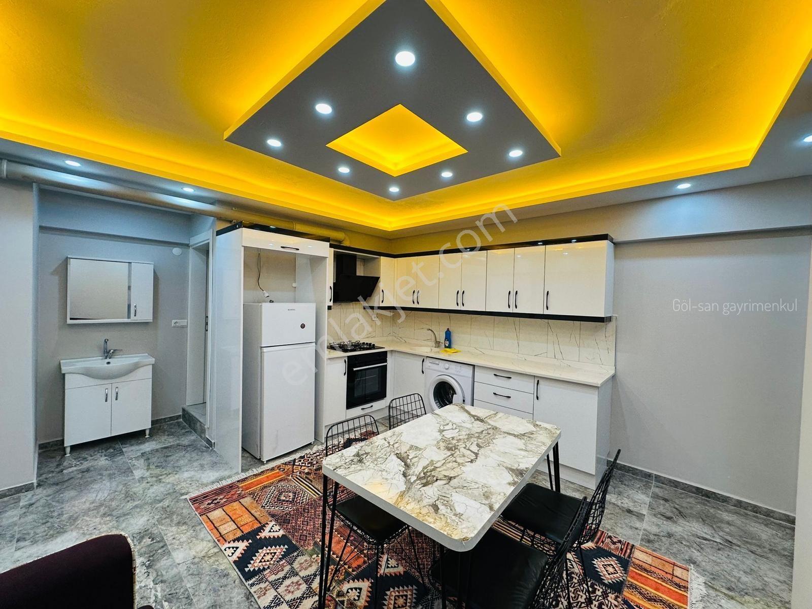 Atatürk Bulvarı Üstünde Kiralık Eşyalı 1+1 Daire