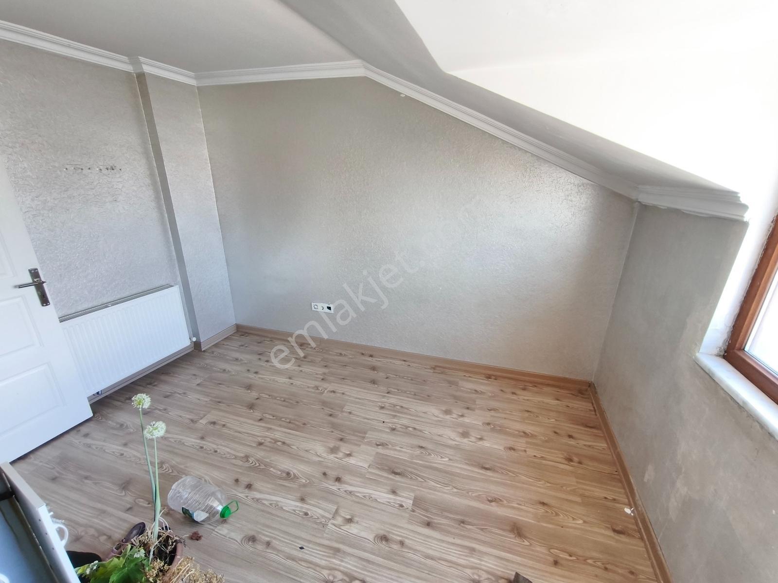 Ümraniye Namık Kemal'de 3+1 Asansörlü Çift Teraslı Kiralık Daire - Görsel 8