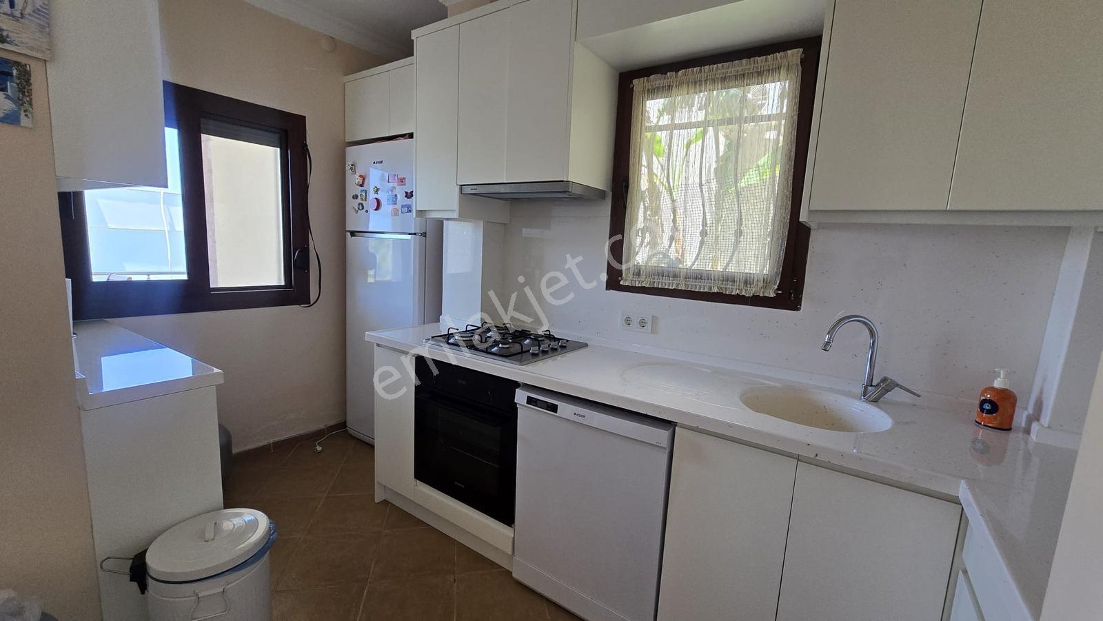 Turgutreis'te Deniz Manzaralı Site İçi Daire - Görsel 6