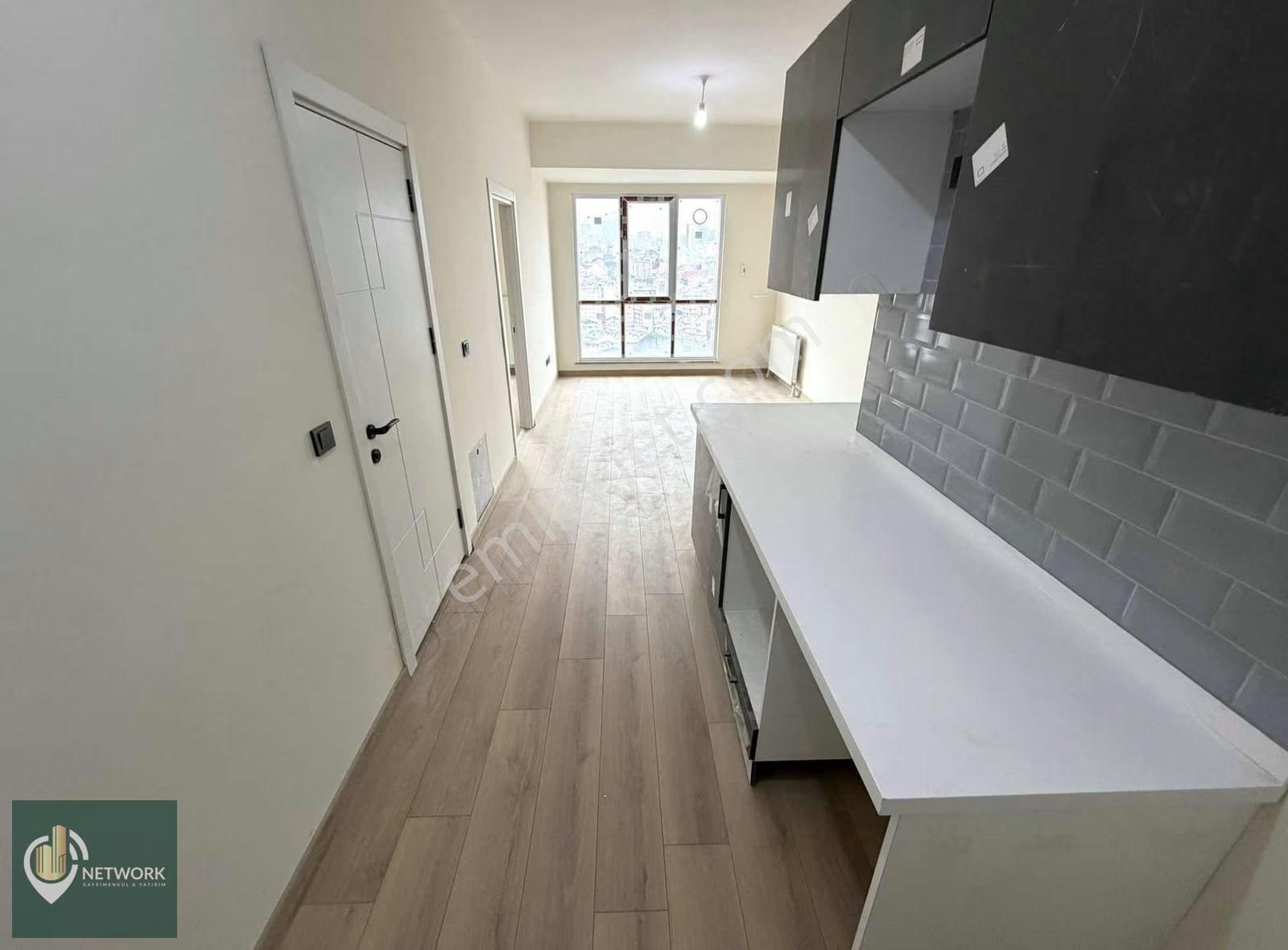 Galataderesi Yakını Sıfır 2+1 Rezidans Kiralık Daire - Görsel 2