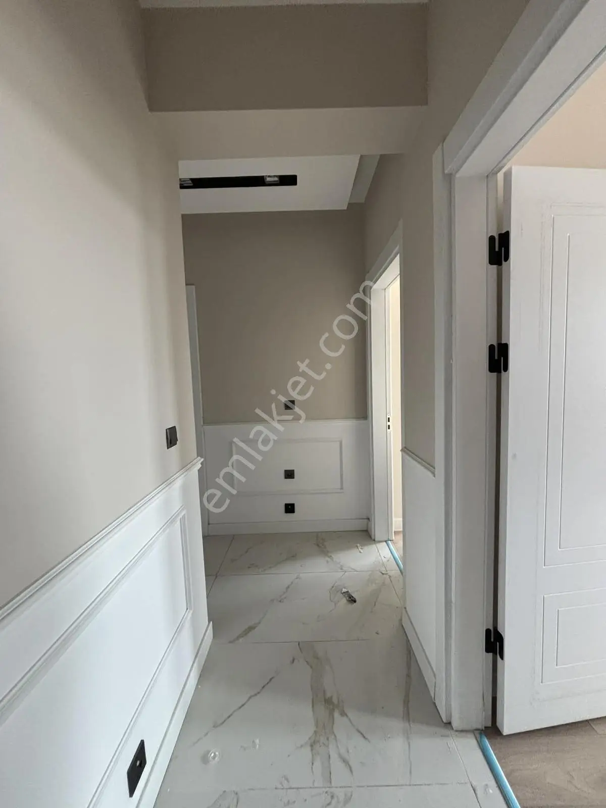 Kışla Parkı Karşısın Da Kışla Lıyf Sitesin De Satılık 2+1 Daire - Görsel 2