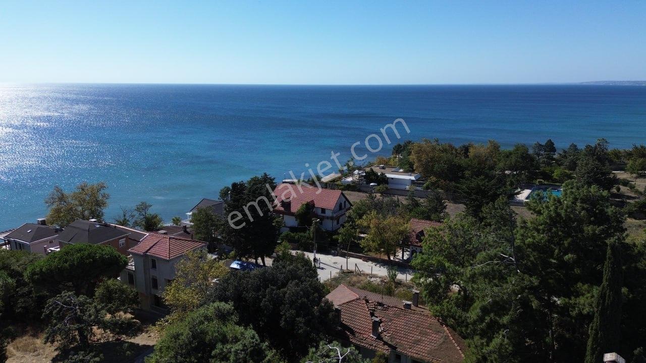 Kumburgaz'da 520 M2 Arsaya Sahip Denize 1 Parsel Satılık Villa - Görsel 12