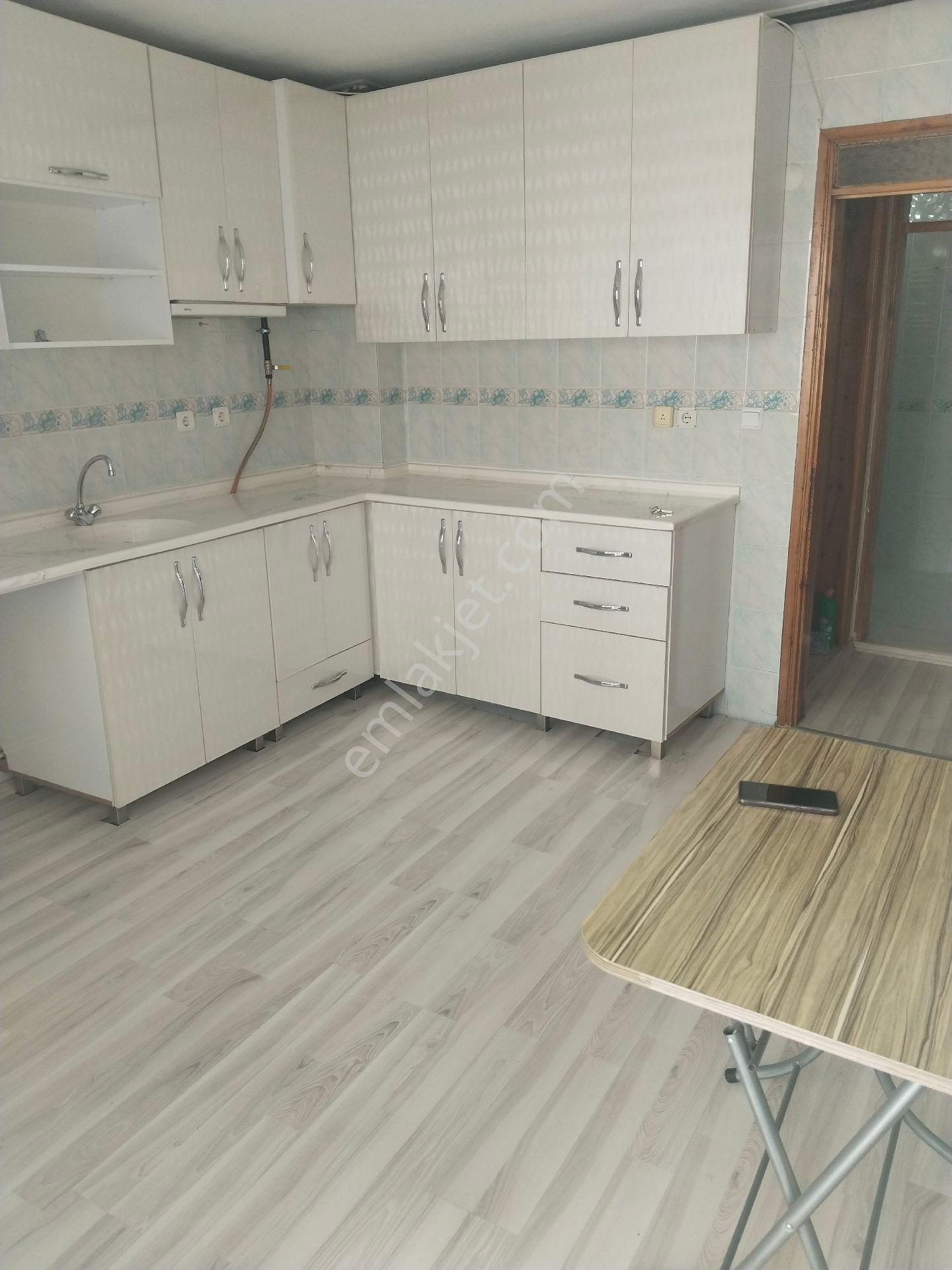 Buca Çamlıkule Mah. Kiralık 2+1 Çift Cephe Çift Balkon