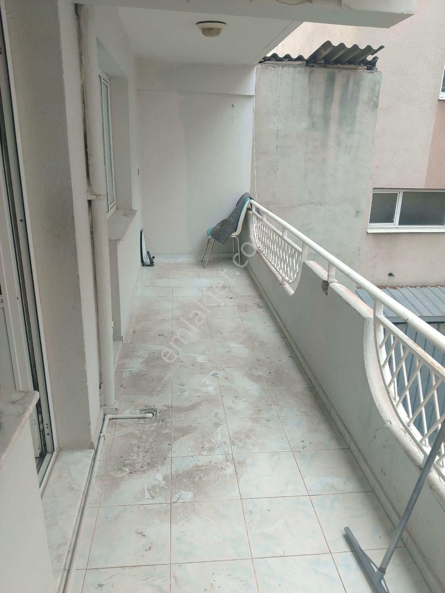 Buca Çamlıkule Mah. Kiralık 2+1 Çift Cephe Çift Balkon - Görsel 14