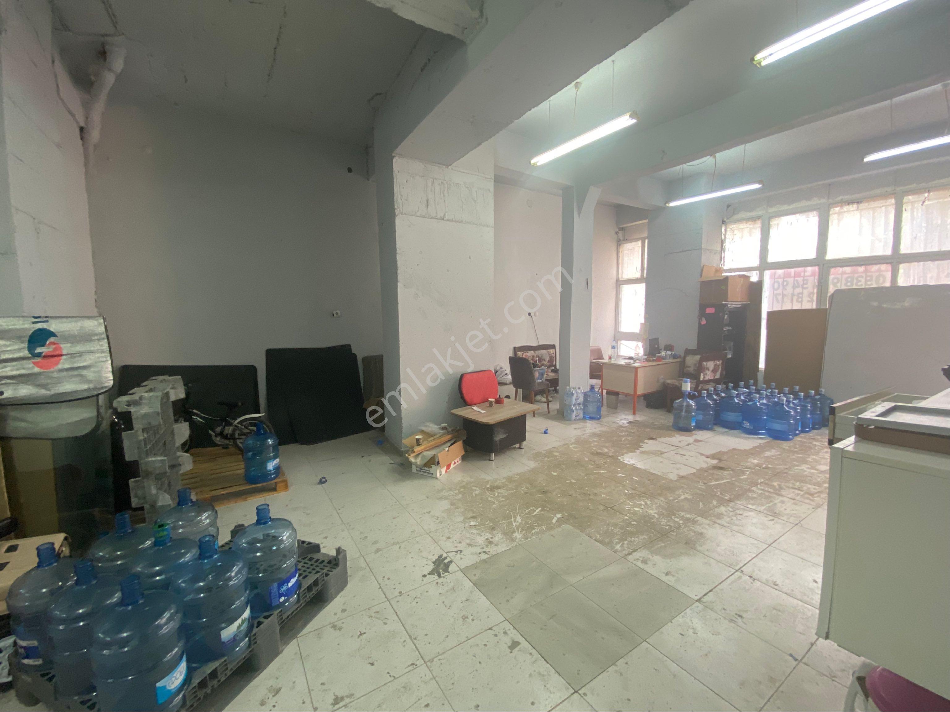 Akalın Dan Karabağlar Ali Fuat Cebesoy Mahallesi’nde Geniş Kiralık Dükkan - Görsel 17