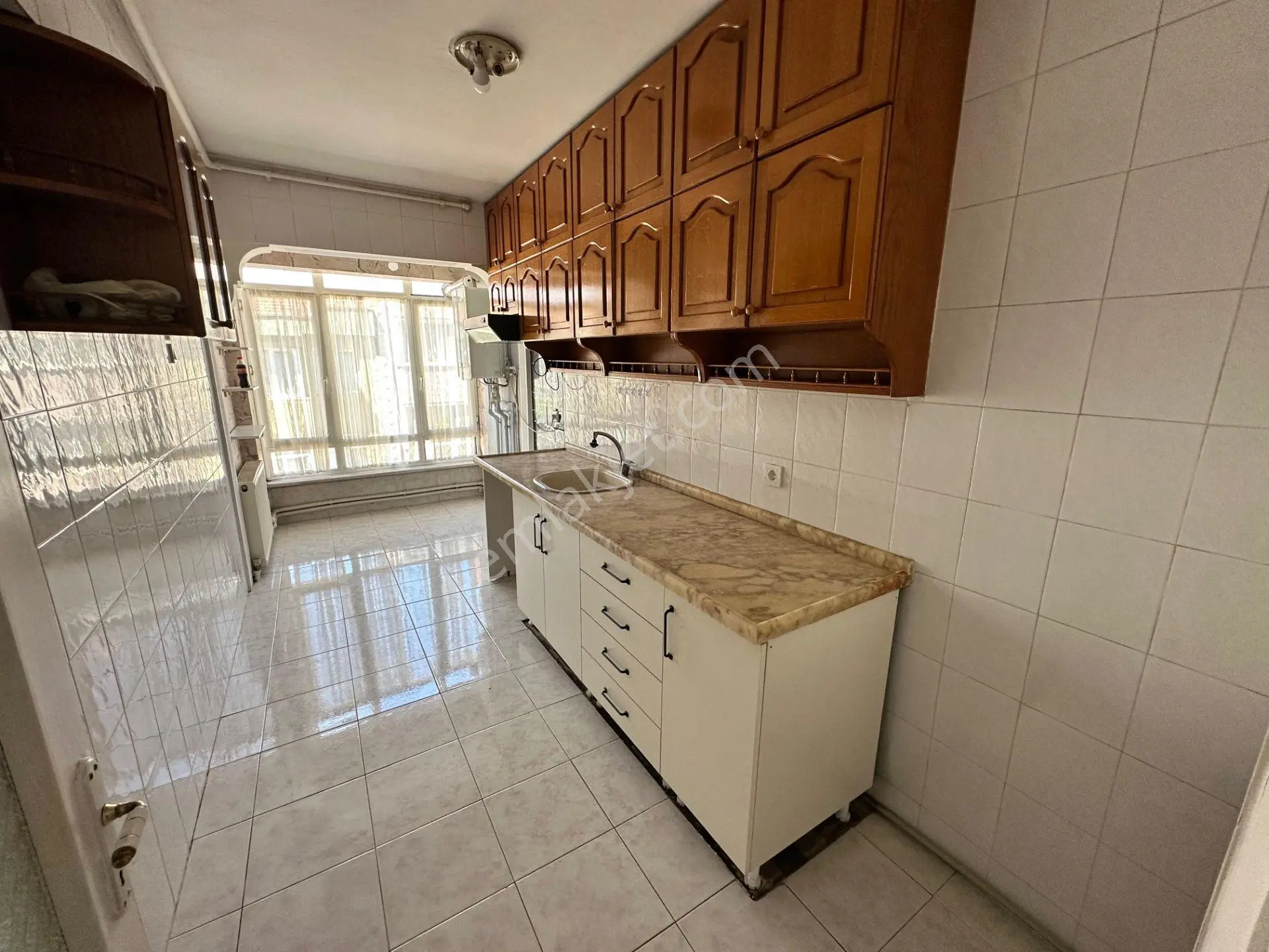 Molla Team'den Kiralık Daire Reşadiye Mh Bakımlı,net 130 M² 3+1 - Görsel 4