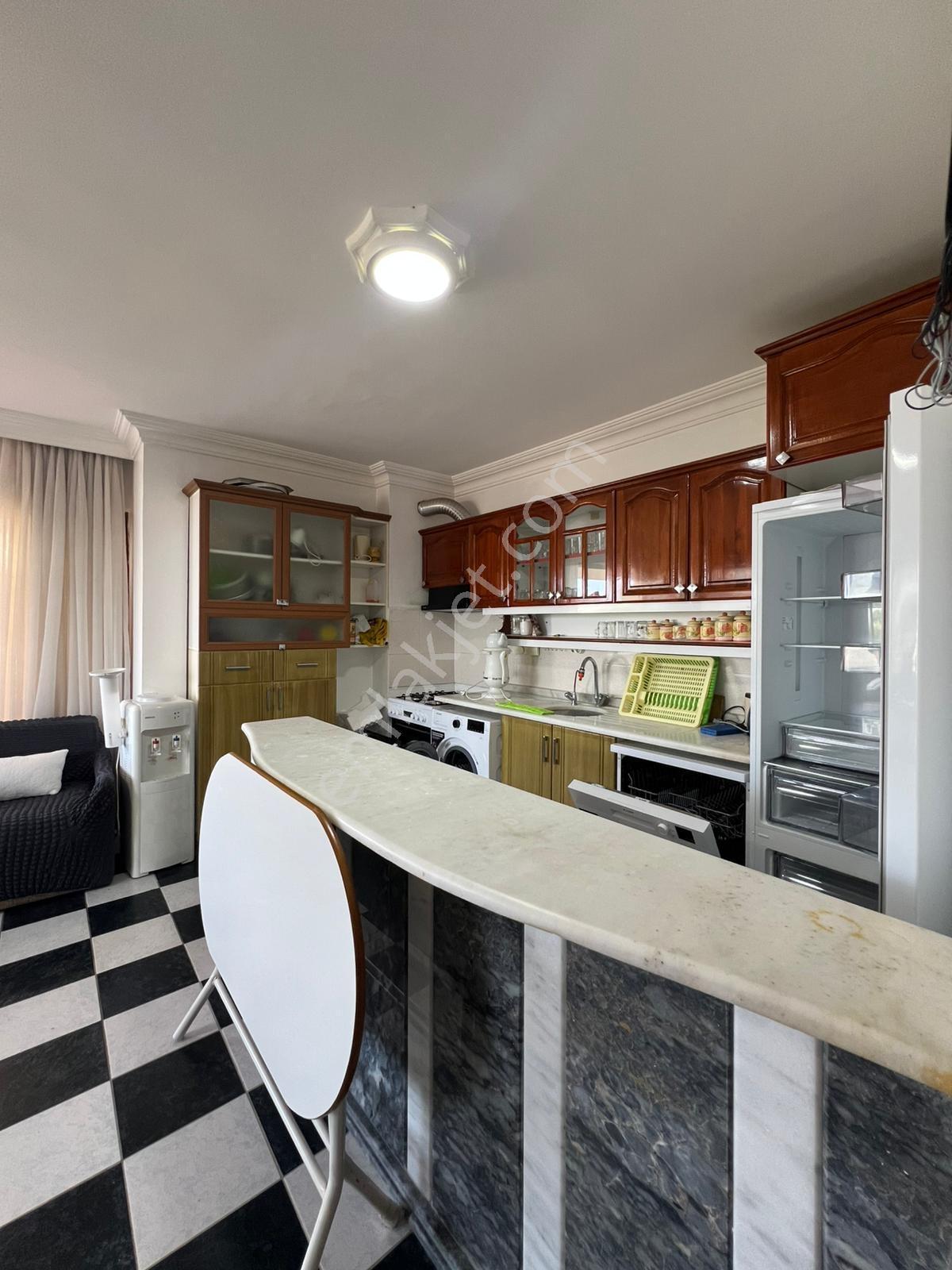 Ewax Property'den Mahmutlarda Denize Sıfır Deniz Manzaralı Daire - Görsel 13