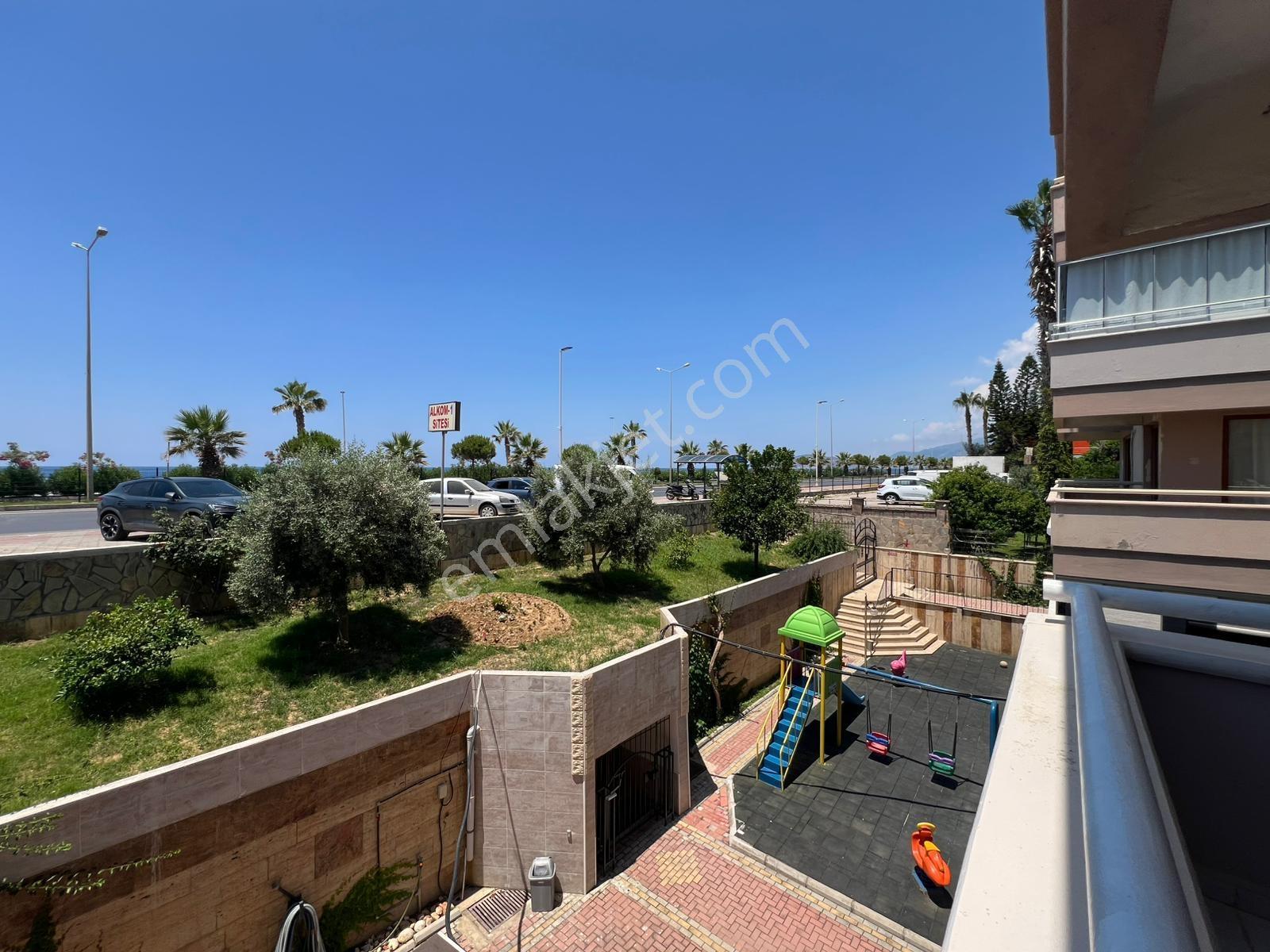 Ewax Property'den Mahmutlarda Denize Sıfır Deniz Manzaralı Daire - Görsel 31