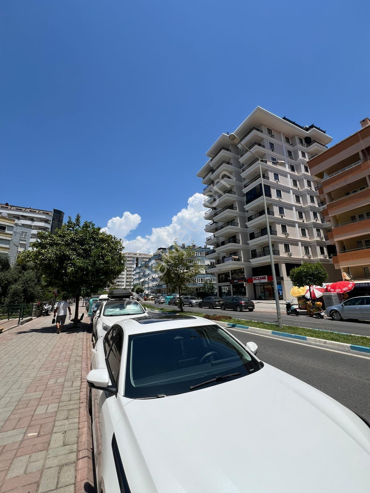 Ewax Property'den Mahmutlarda Denize Sıfır Deniz Manzaralı Daire - Görsel 10